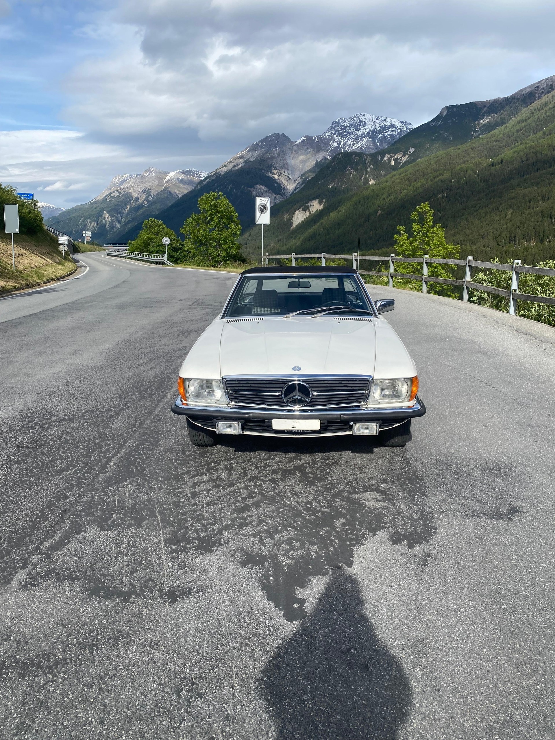 MERCEDES-BENZ 280 SL Veteran-image-4