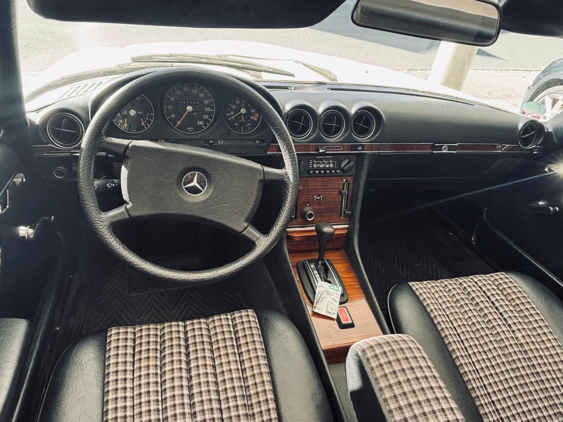 MERCEDES-BENZ 280 SL Veteran-image-19