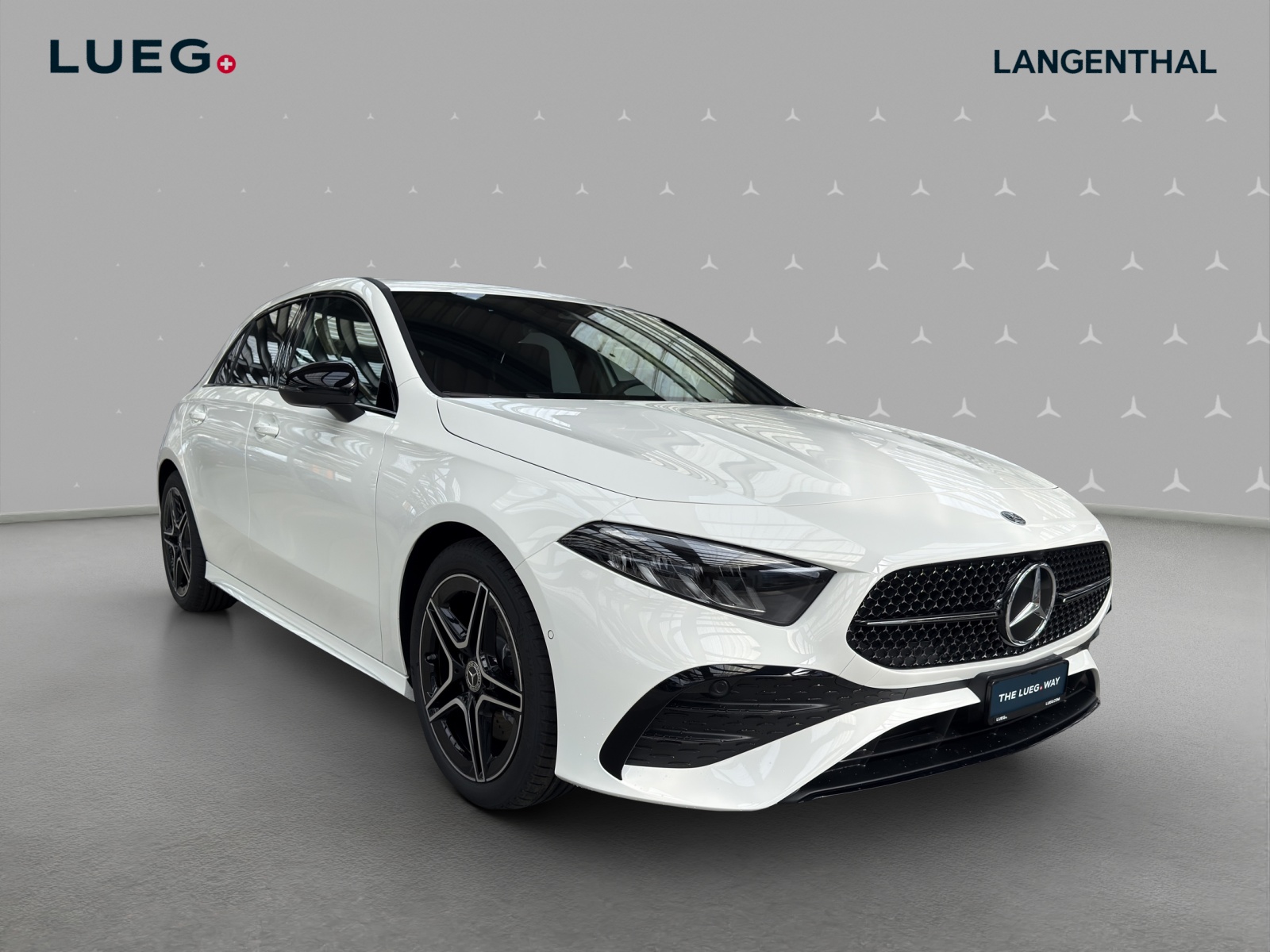 MERCEDES-BENZ A 220 4Matic 8G-DCT-image-4