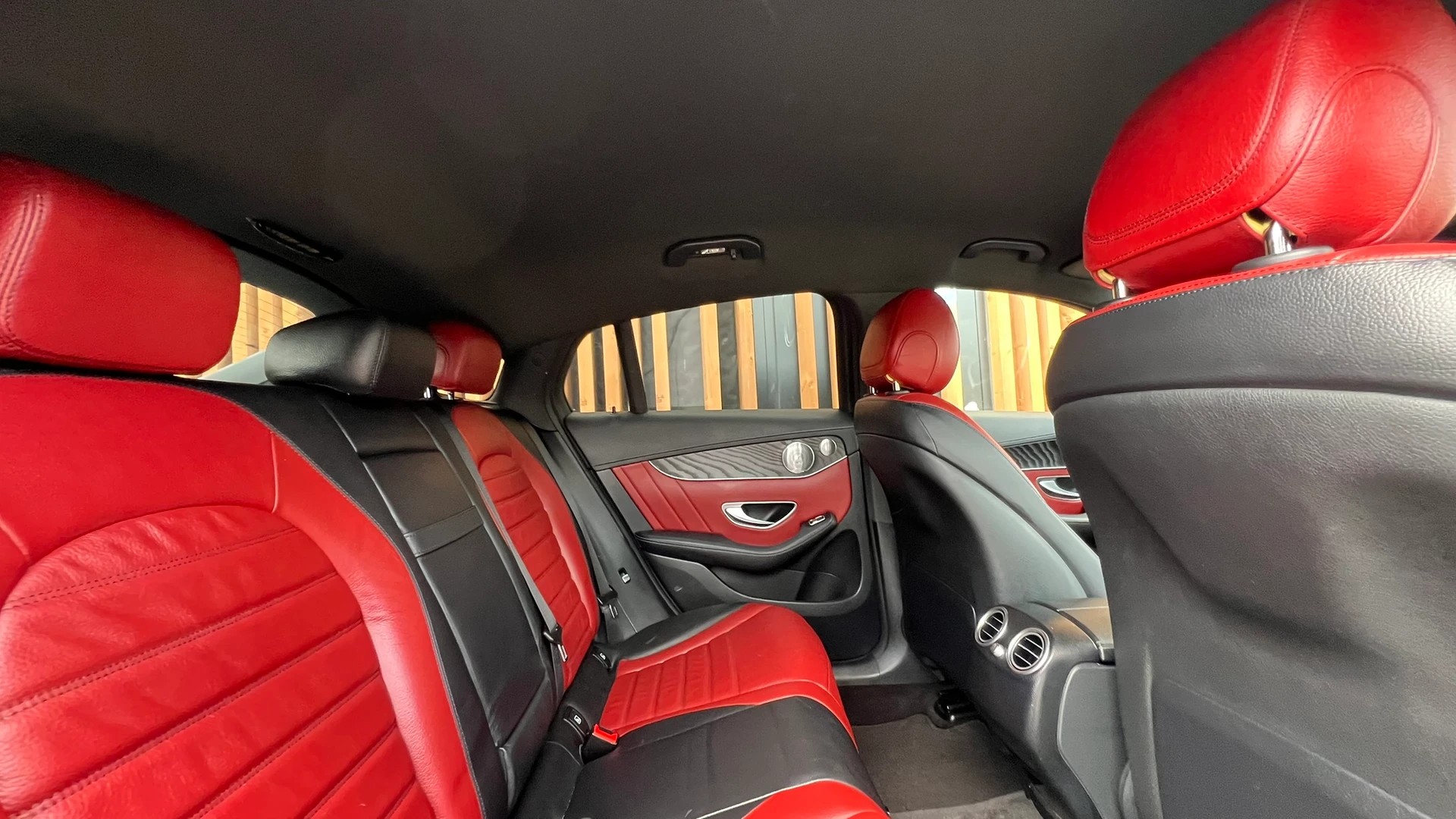 MERCEDES-BENZ GLC COUPÉ 250 AMG LINE NIGHT 4MATIC 9G-TRONIC l 211 PS-image-28