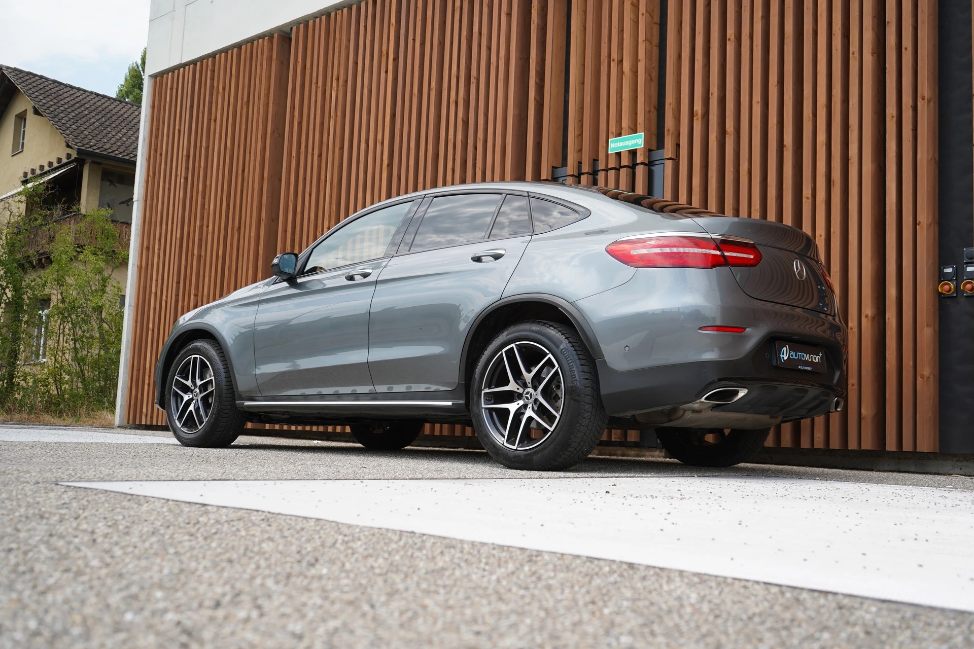 MERCEDES-BENZ GLC COUPÉ 250 AMG LINE NIGHT 4MATIC 9G-TRONIC l 211 PS-image-7