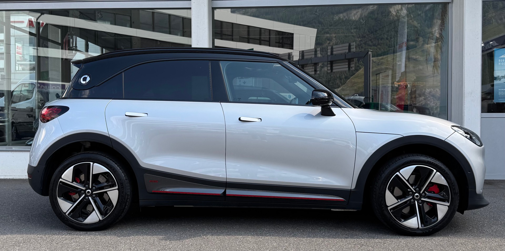 SMART #1 66 kWh Brabus AWD-image-1