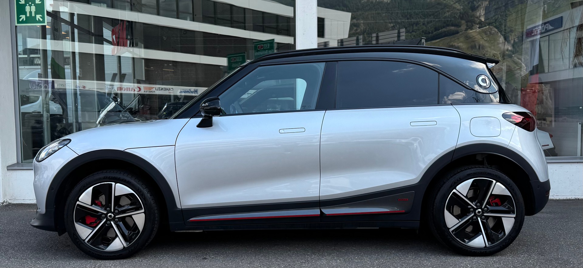 SMART #1 66 kWh Brabus AWD-image-2