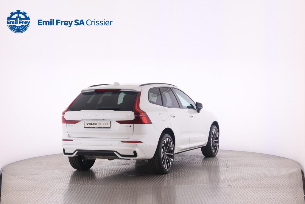 VOLVO XC60 2.0 B5 MH Ultra Dark AWD-image-1