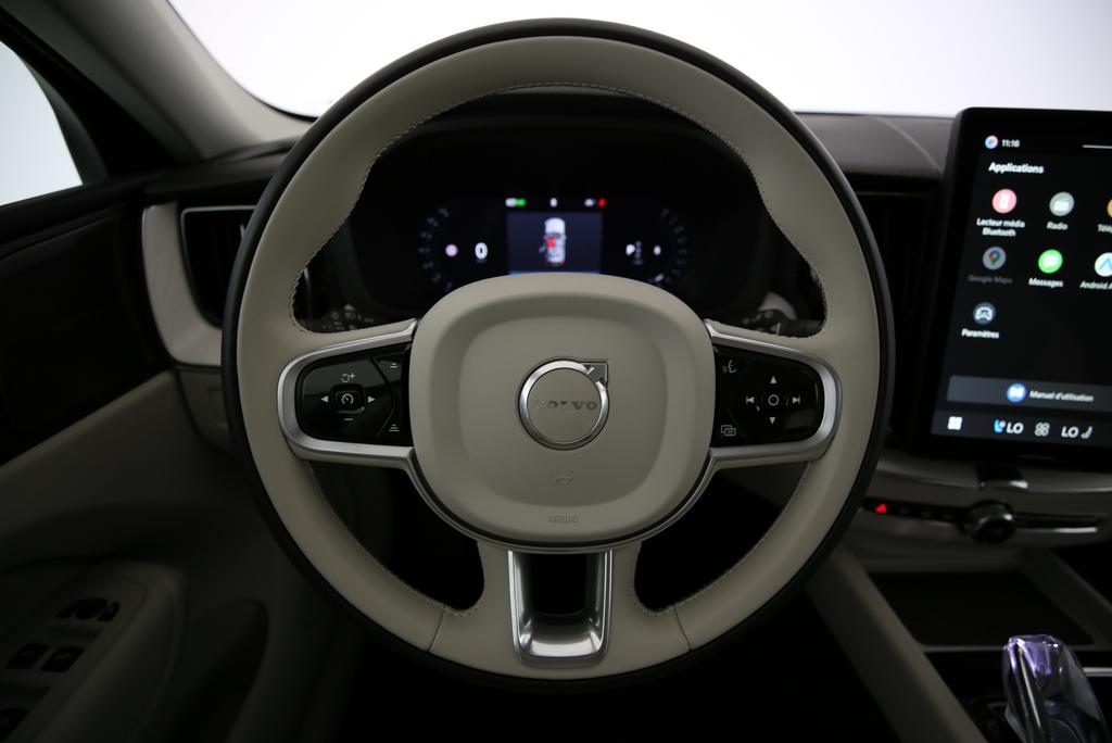 VOLVO XC60 2.0 B5 MH Ultra Dark AWD-image-4