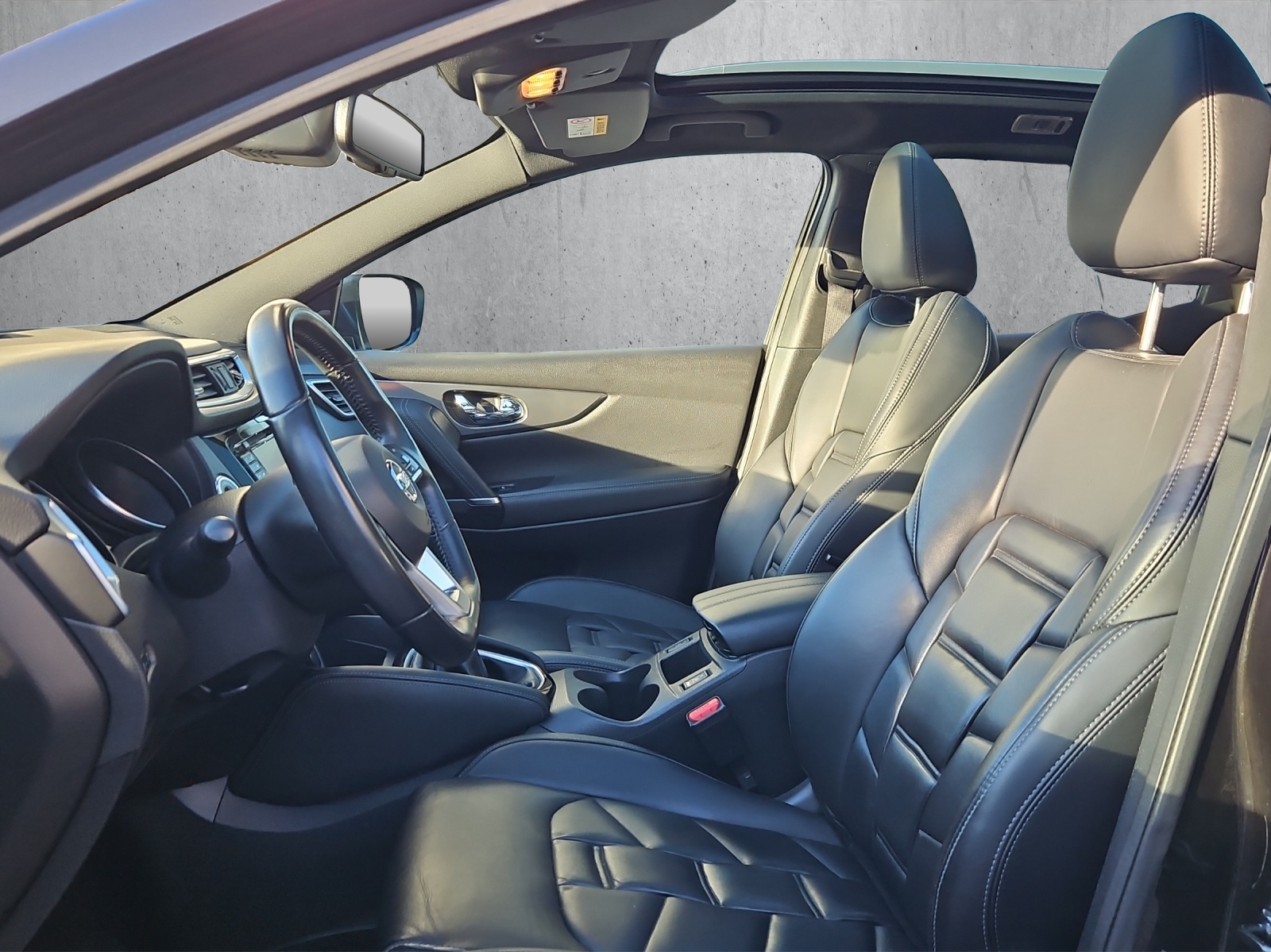 NISSAN Qashqai 1.6 dCi Tekna+ 4x4-image-8