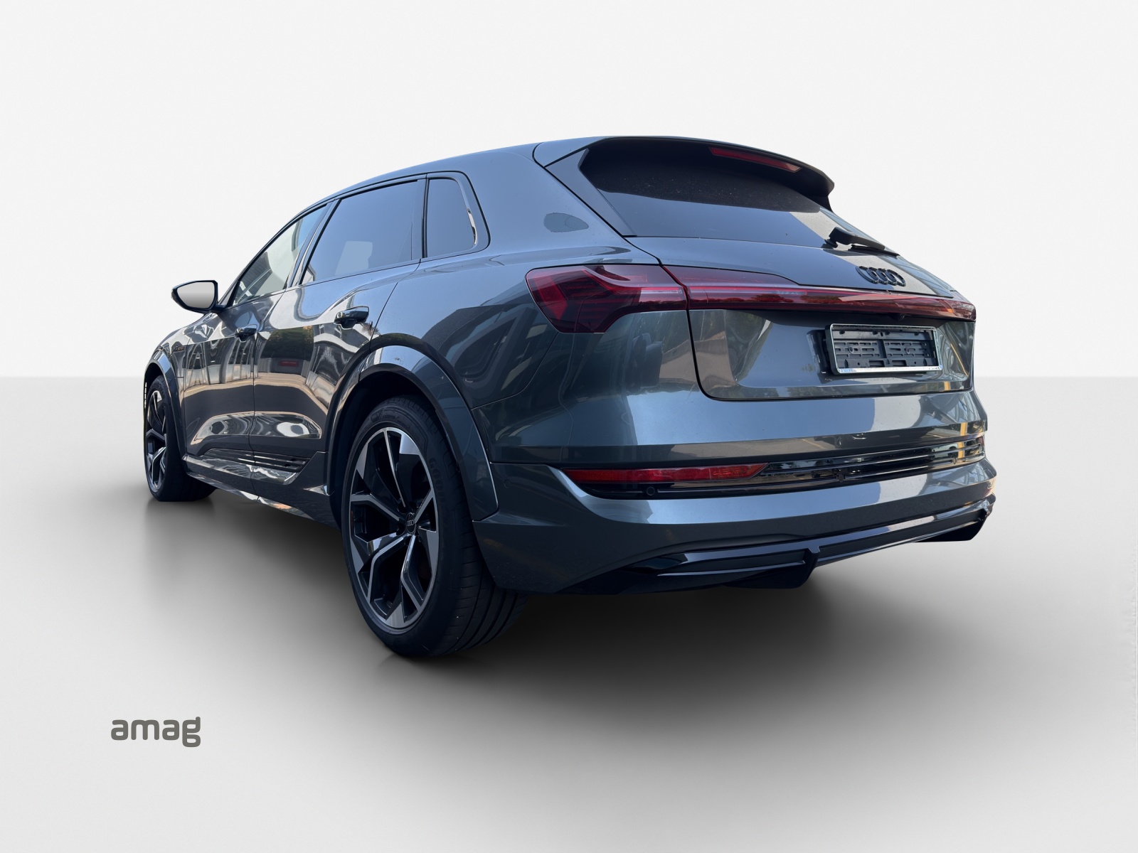 AUDI e-tron S quattro-image-2
