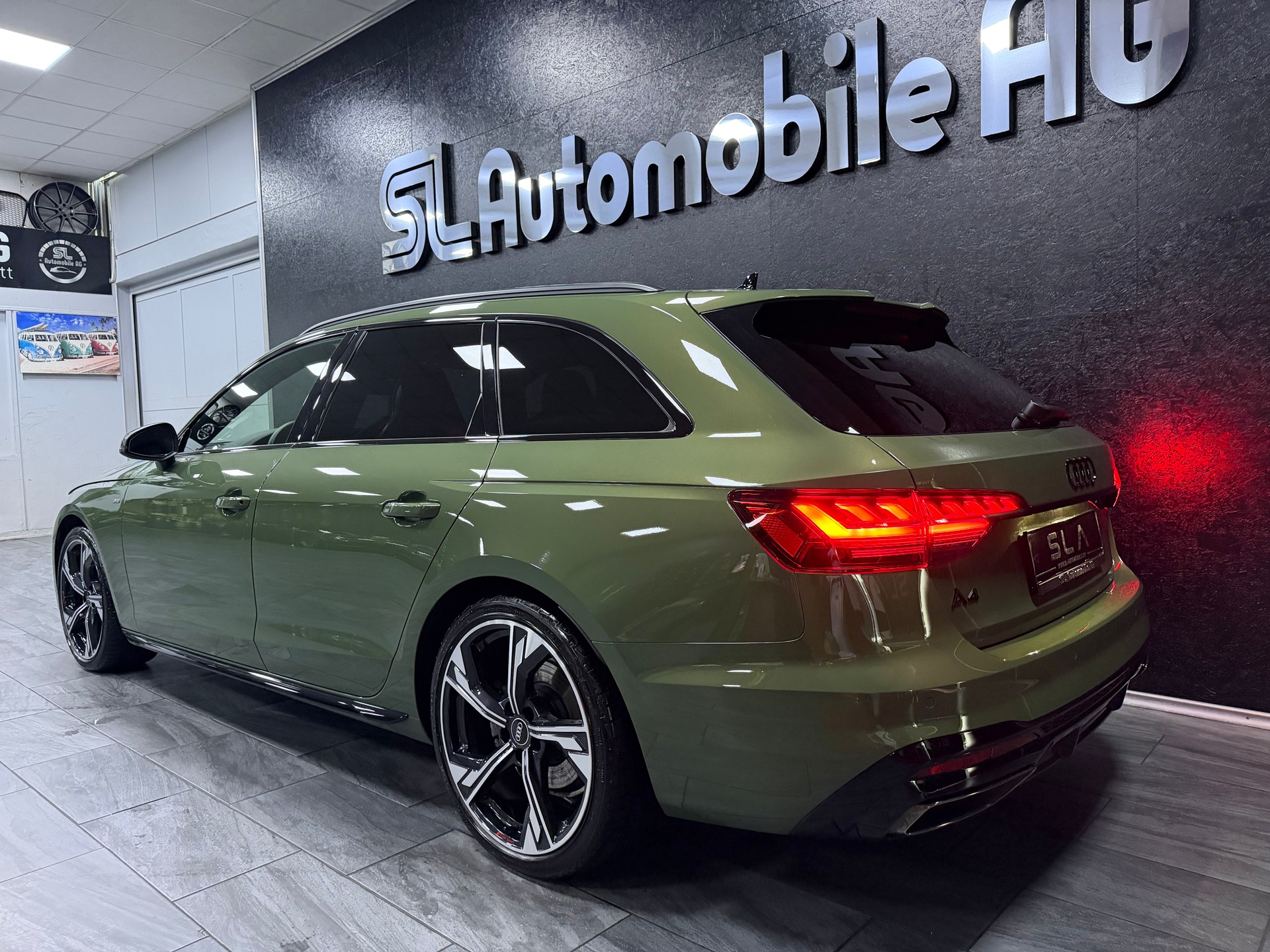 AUDI A4 Avant 40 TFSI S line S-tronic / Farbe Distrikgrün Metalic / Leasing ab 399.--image-6