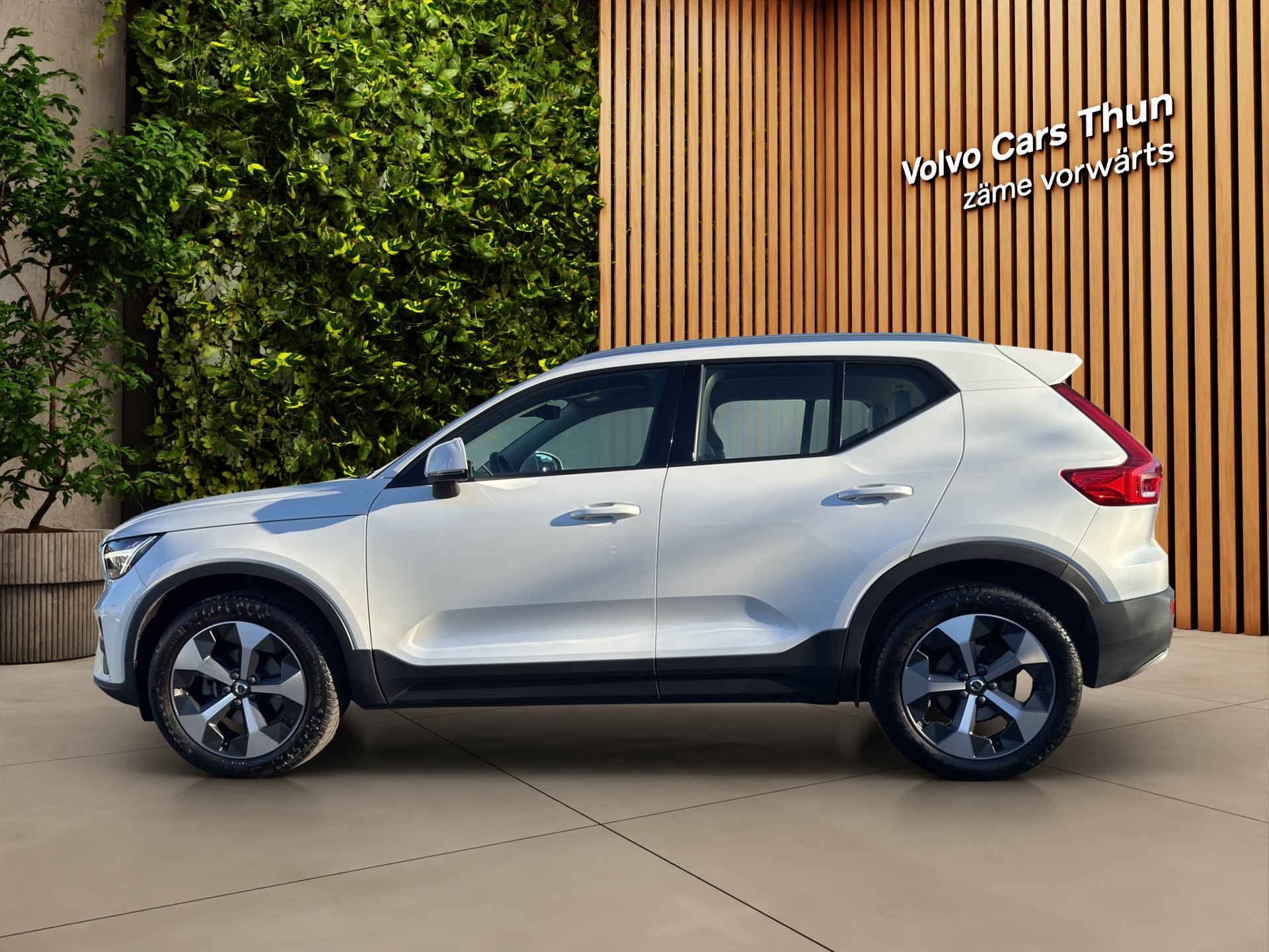 VOLVO XC40 1.5 T2 Core-image-4