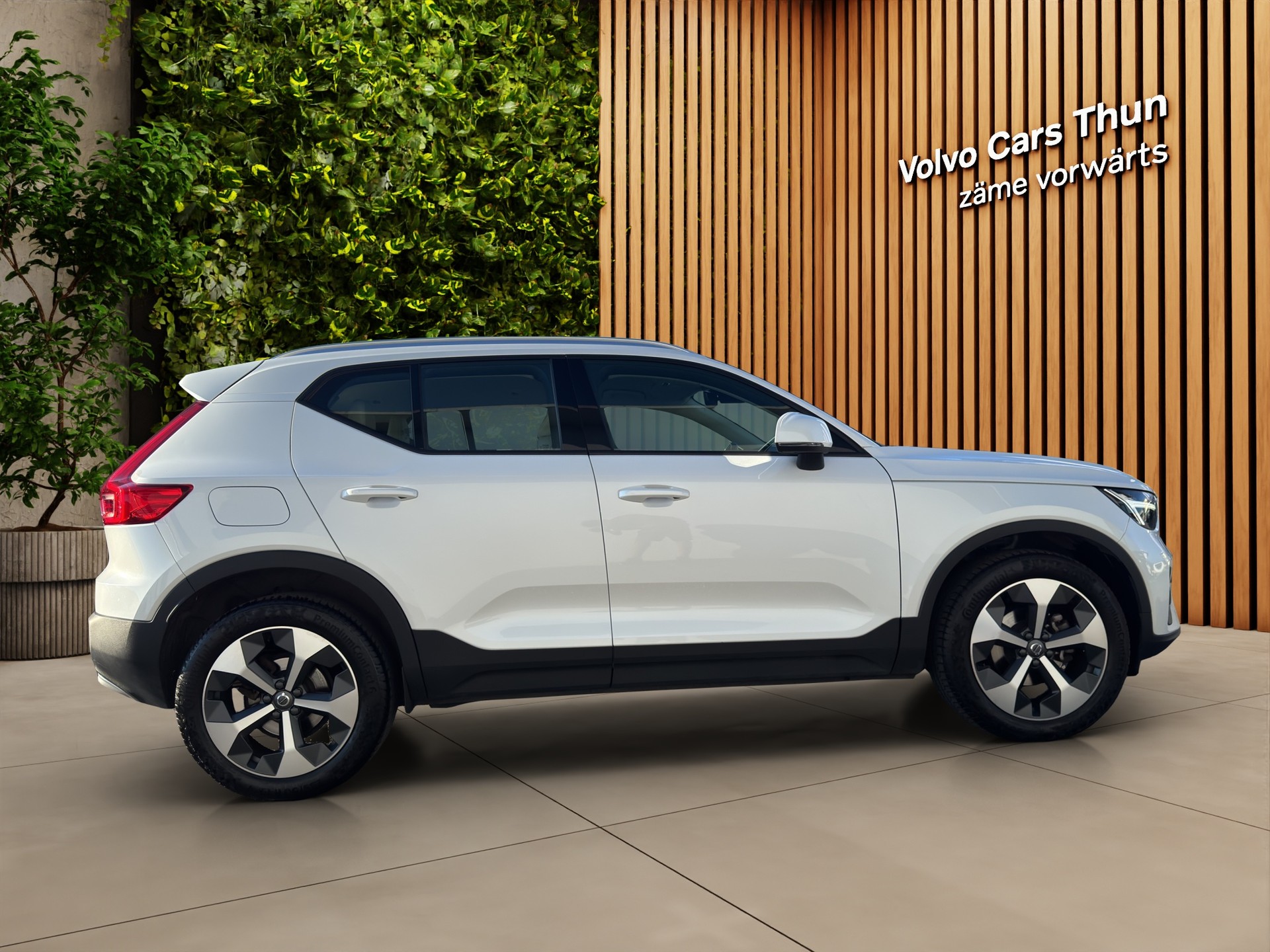 VOLVO XC40 1.5 T2 Core-showroom-element-3