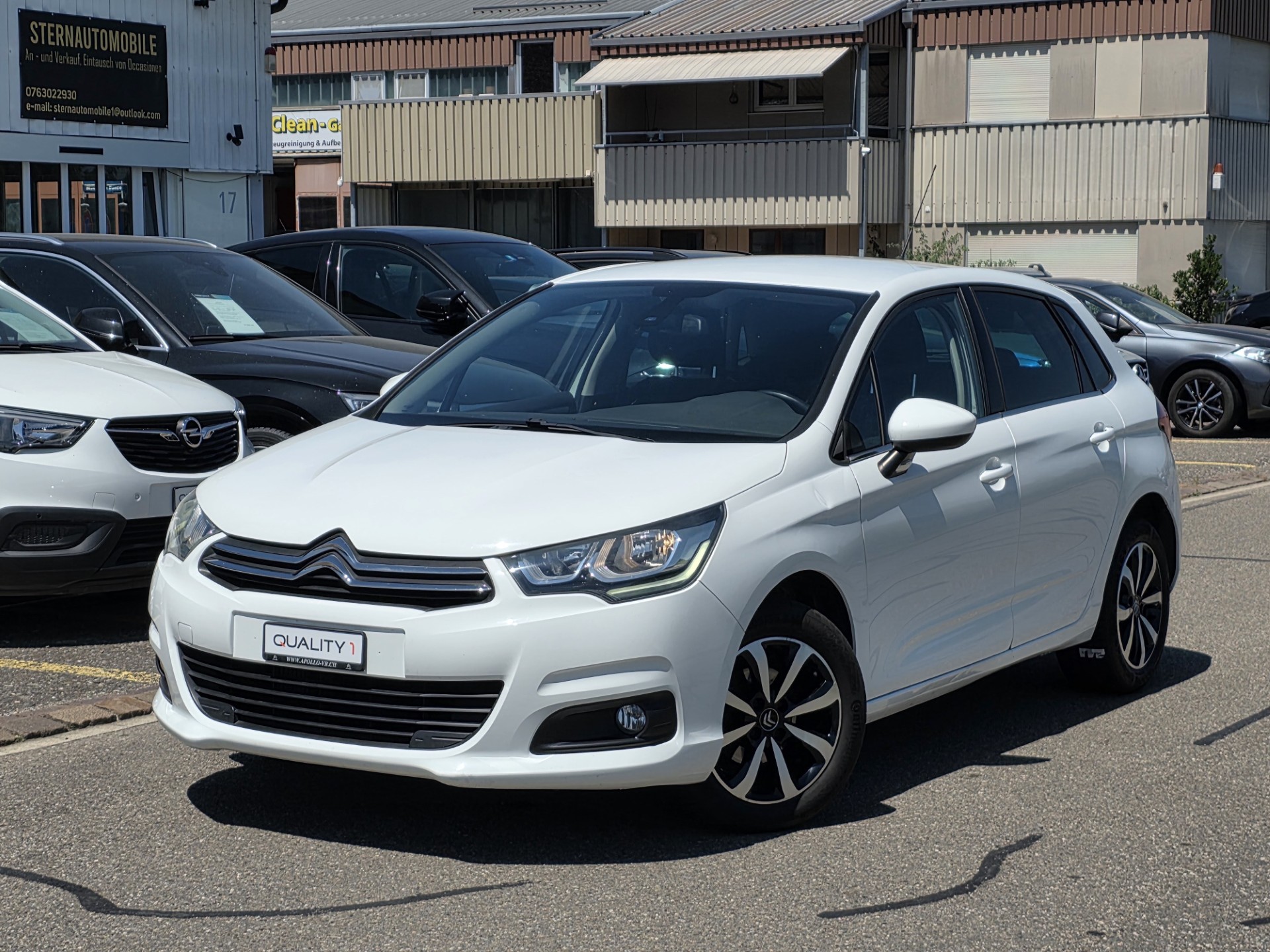 CITROEN C4 1.2 Pure Tech Feel-image-0