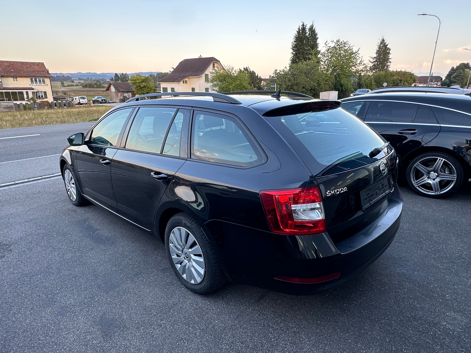 SKODA Octavia Combi 2.0 TDI Ambition 4x4-image-2