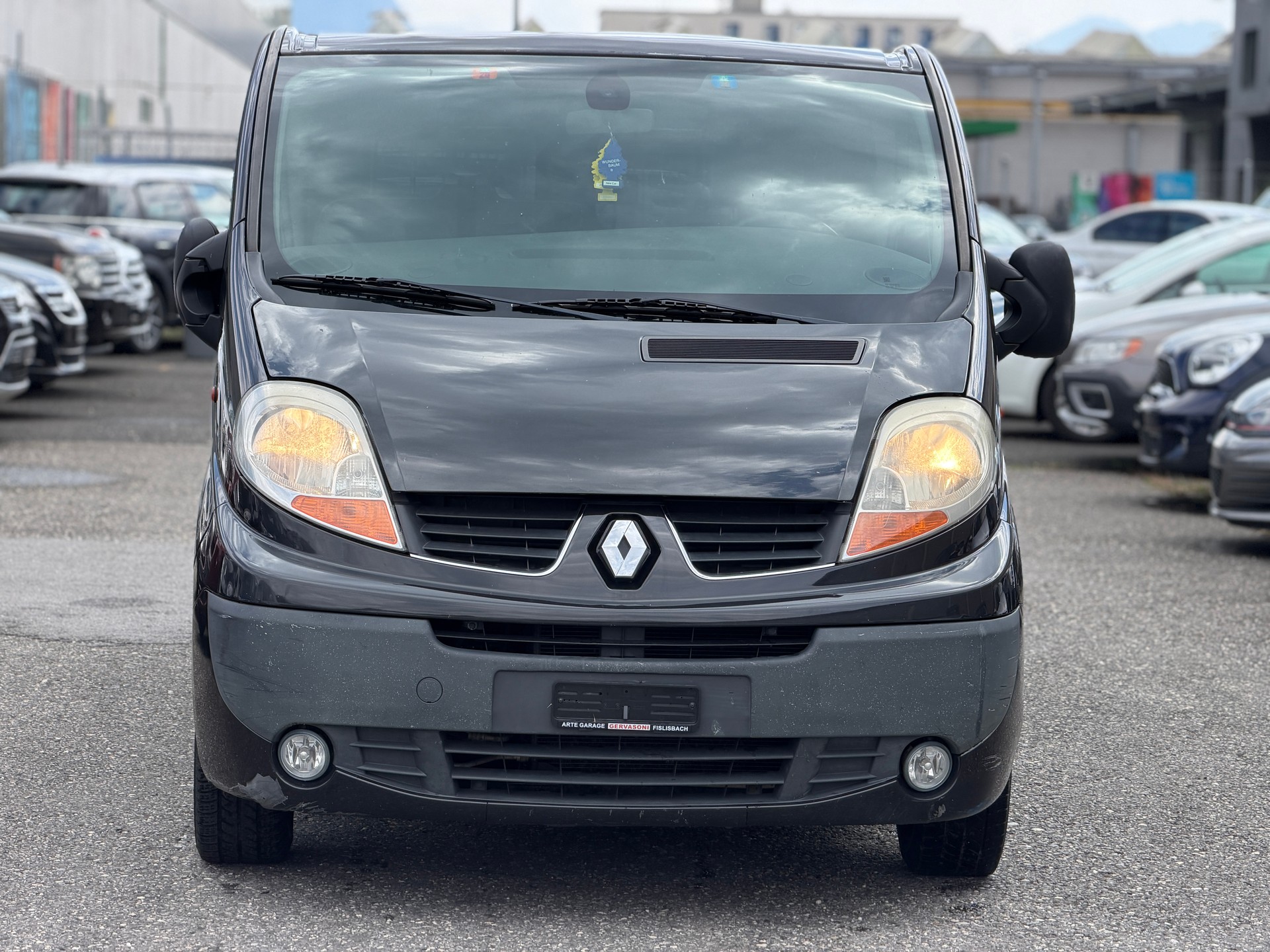 RENAULT Trafic 2.0i 2.9t L2H1 Authentique