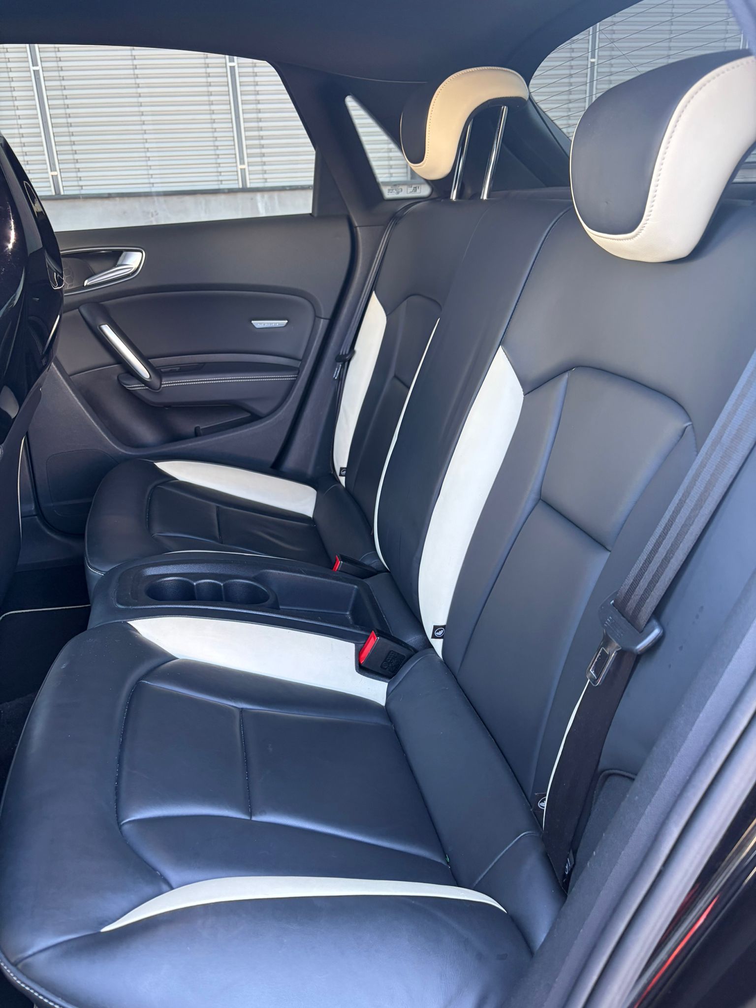 AUDI 1.4 TFSI Ambition S-Tronic-image-3