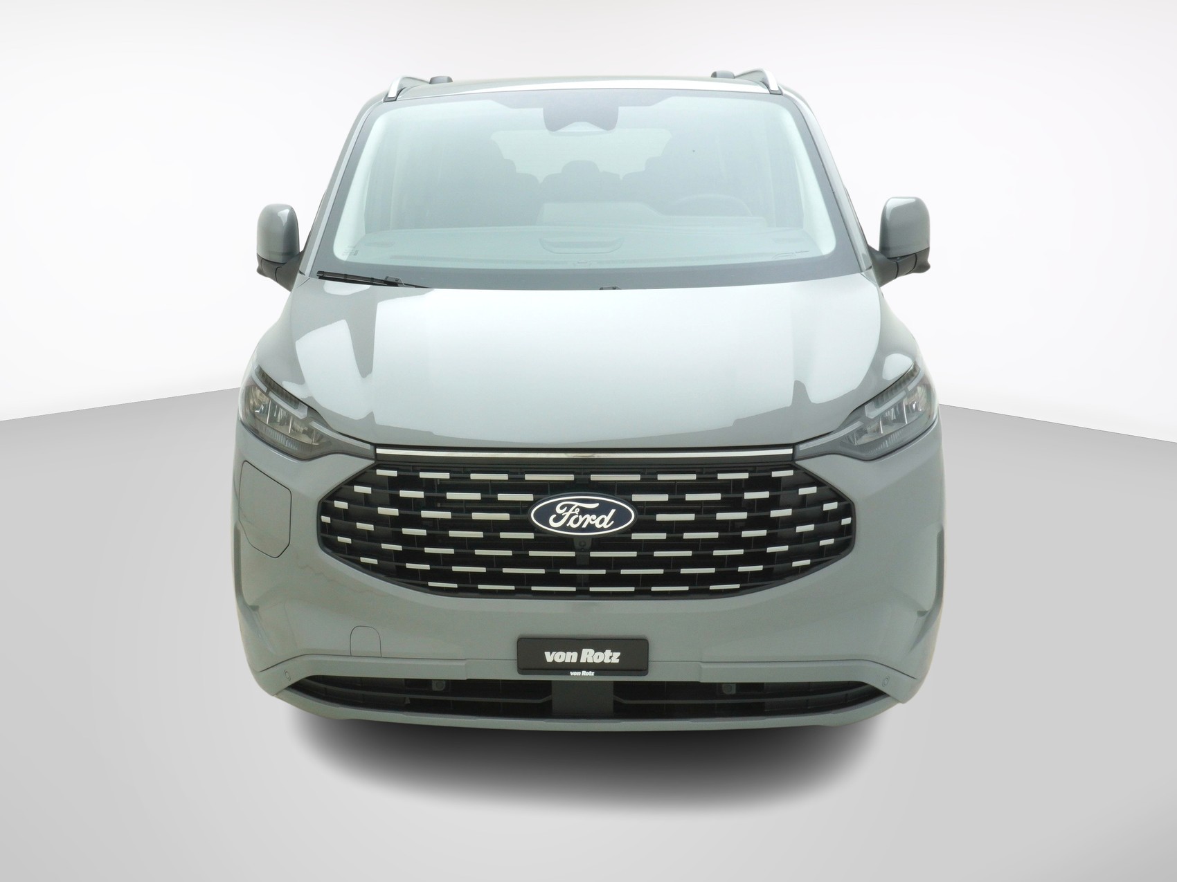 FORD Tourneo Custom L1 2.5 Plug-in-Hybrid Titanium X-image-6