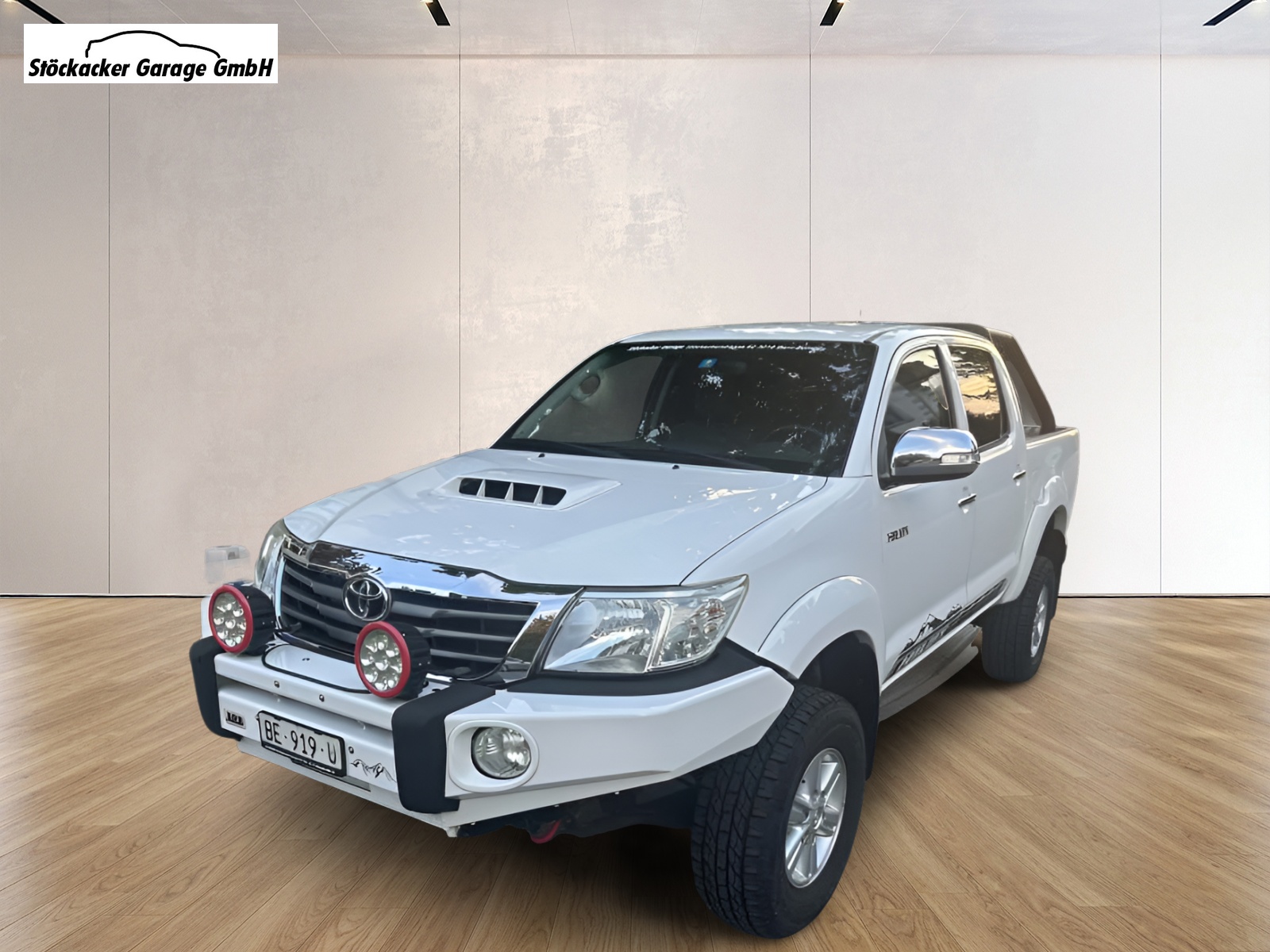 TOYOTA Hilux Double Cab.-Pick-up 3.0-4D Linea Sol-image-0