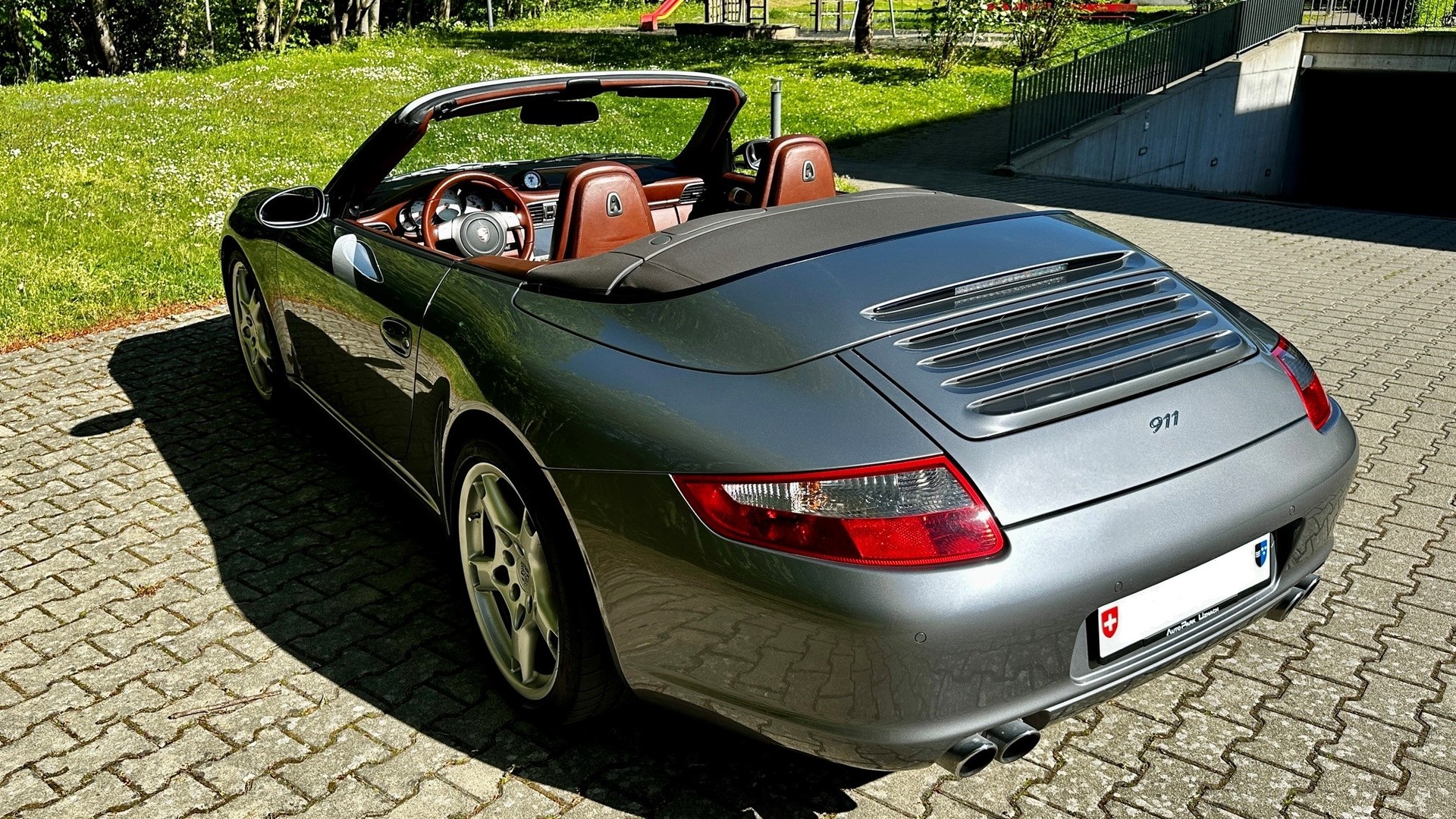 PORSCHE 3.8 Carrera S-image-1