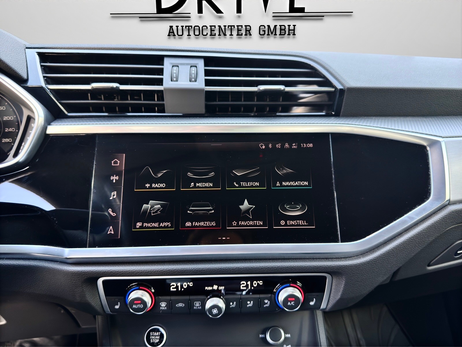 AUDI Q3 35 TDI quattro S-tronic-image-14