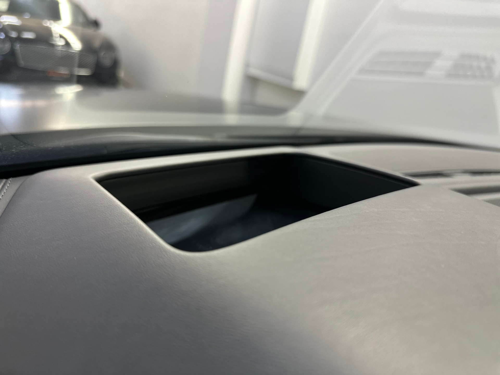 AUDI RSQ8 quattro tiptronic-image-14