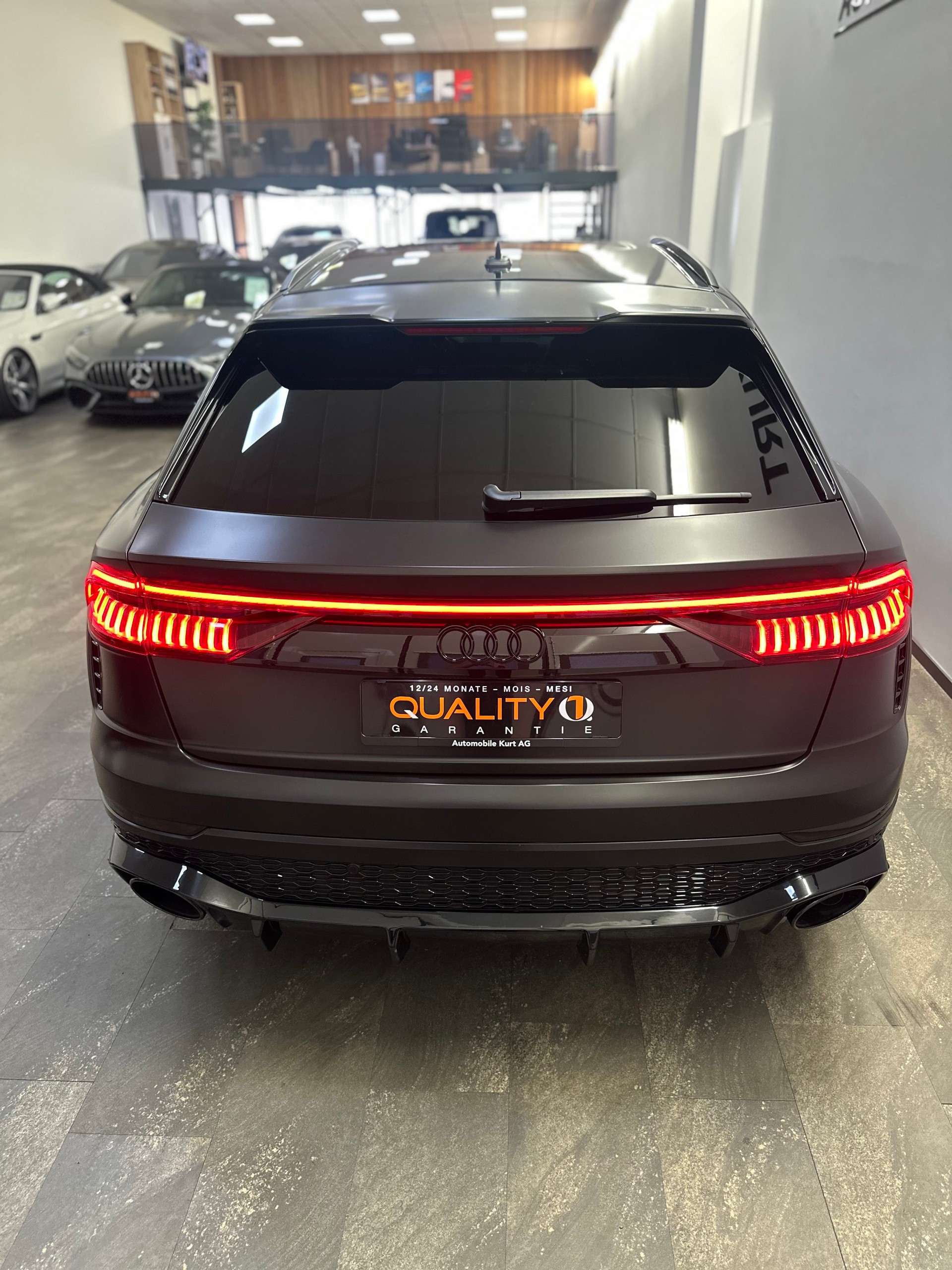 AUDI RSQ8 quattro tiptronic-image-4