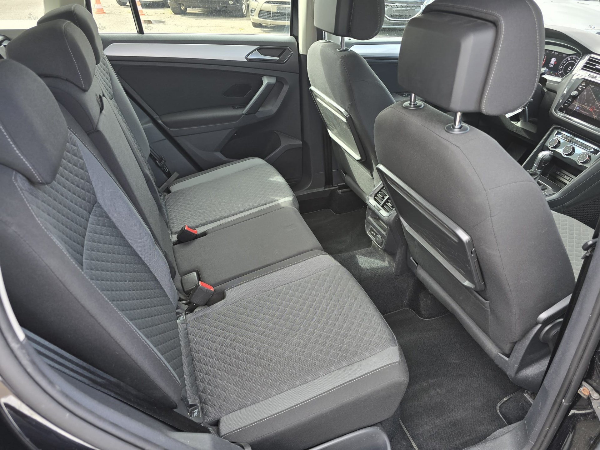 VW Tiguan 2.0TSI Comfortline 4Motion DSG-image-10