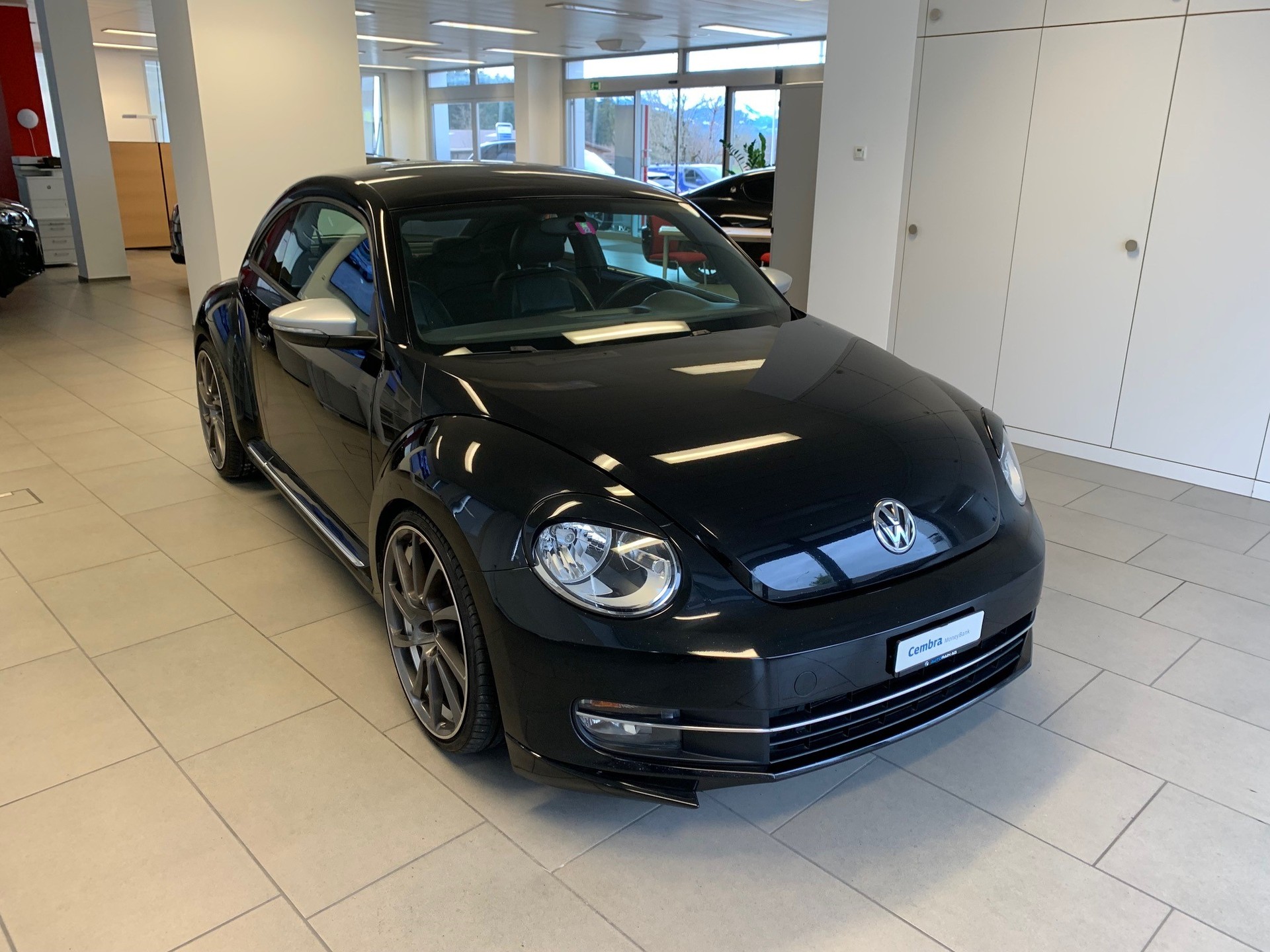VW Beetle 2.0 TSI Sport DSG-image-1