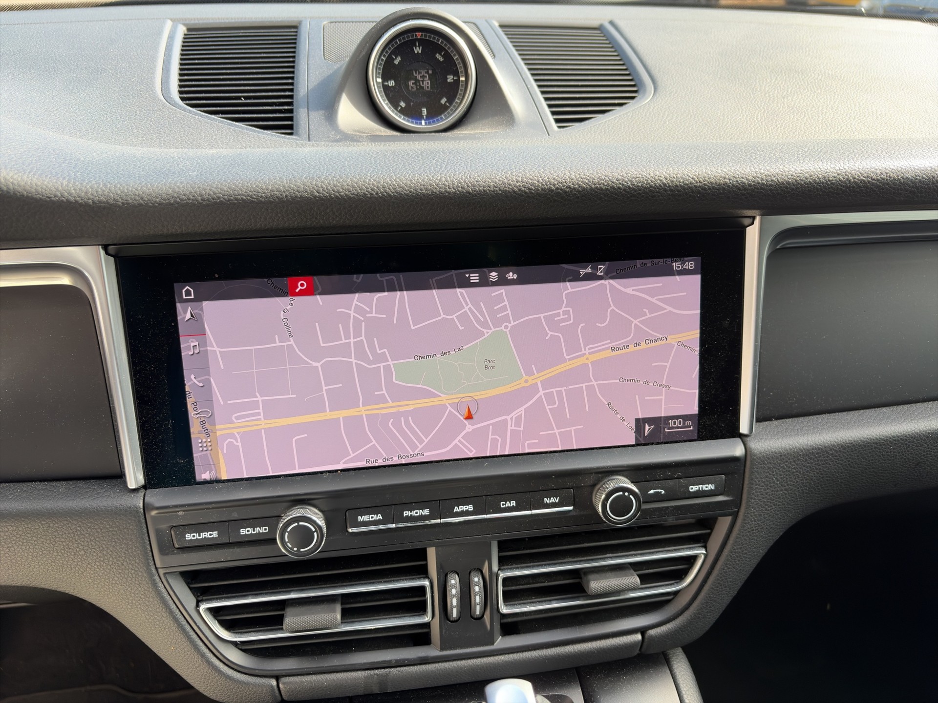 PORSCHE Macan PDK-image-18
