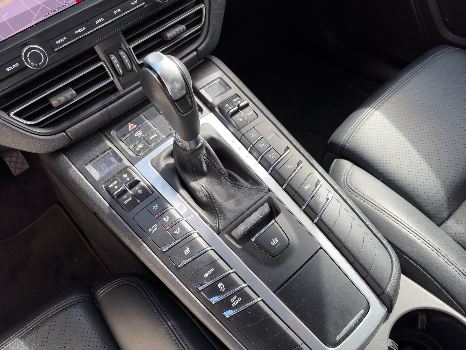 PORSCHE Macan PDK-image-20