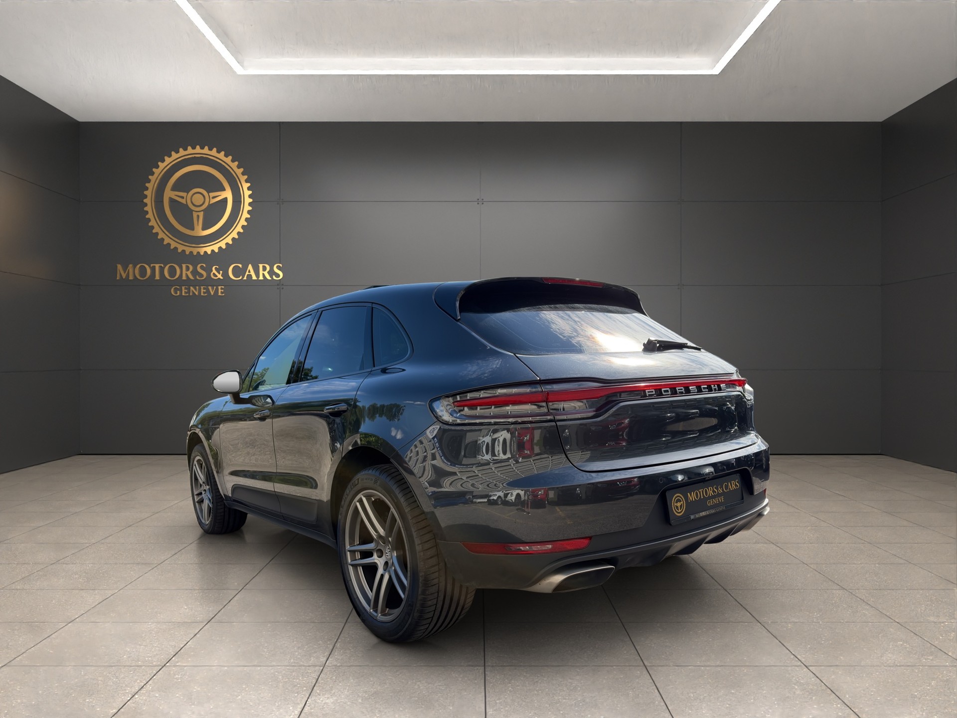 PORSCHE Macan PDK-image-7