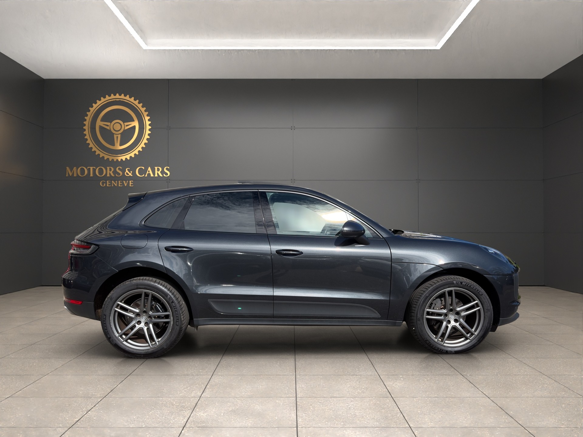 PORSCHE Macan PDK-image-4