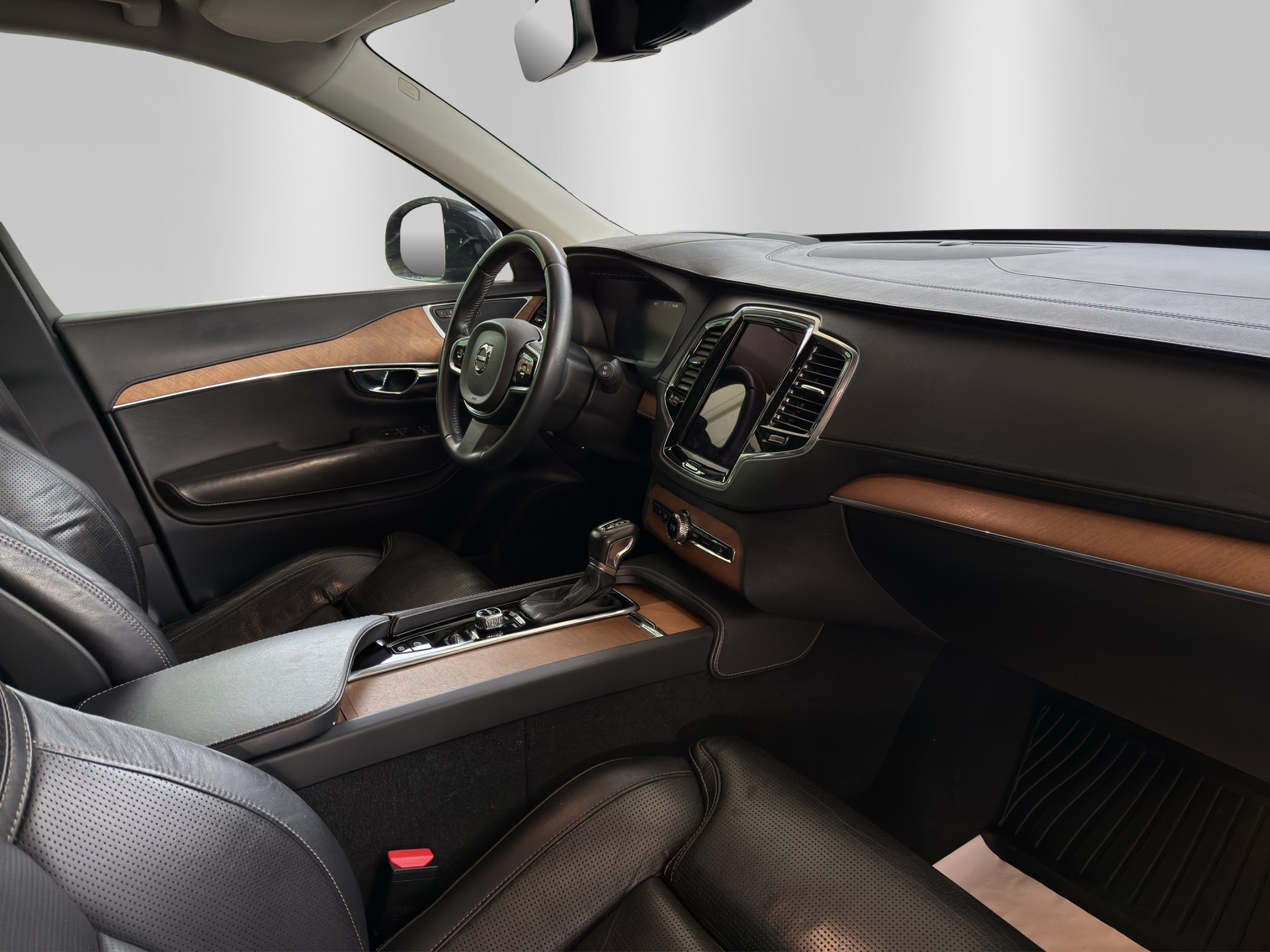 VOLVO XC90 T6 AWD Inscription Geartronic-image-14
