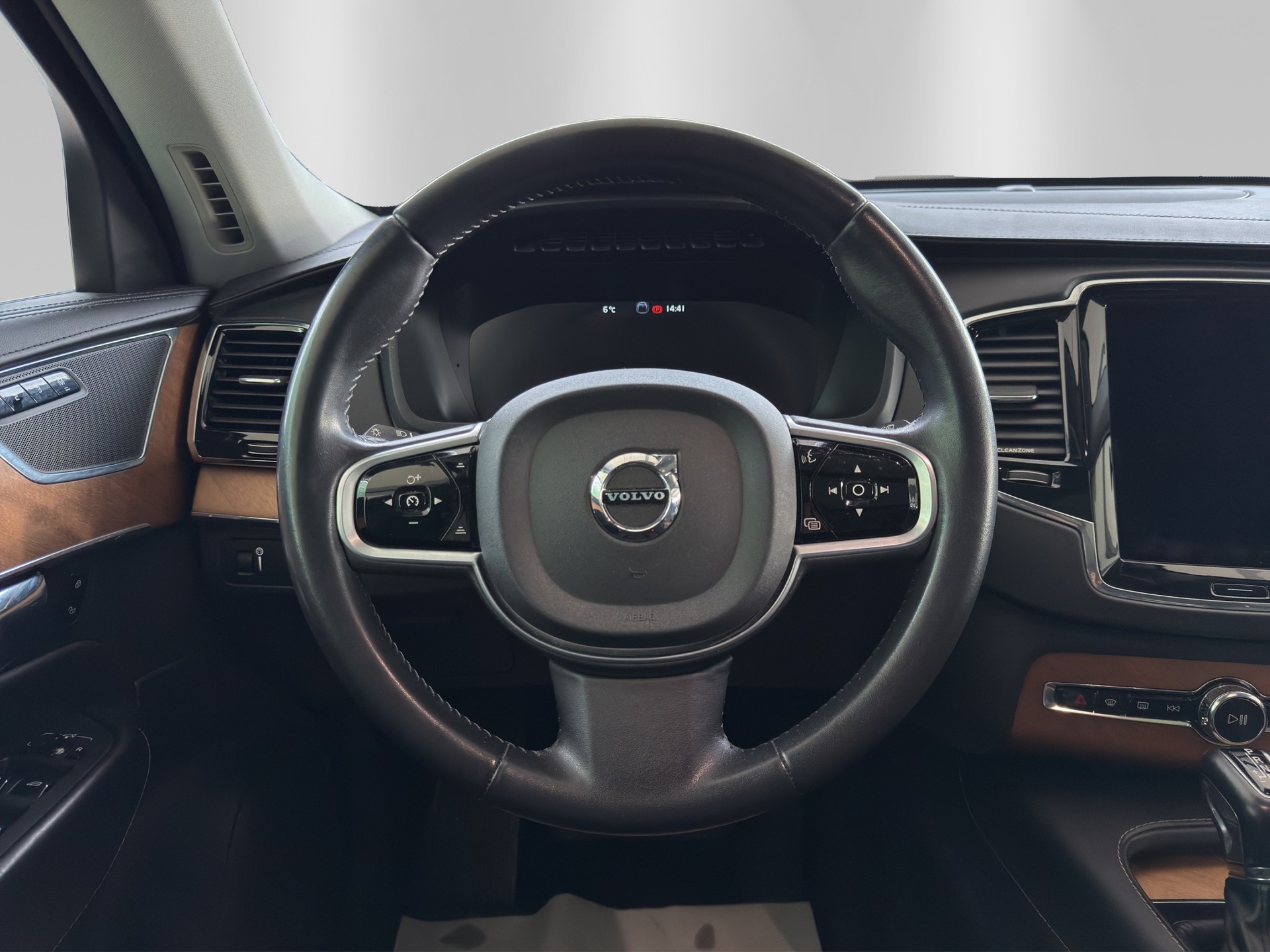 VOLVO XC90 T6 AWD Inscription Geartronic-image-10