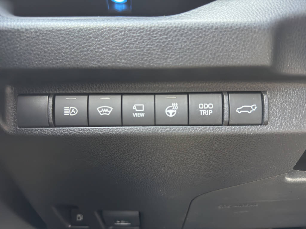TOYOTA RAV-4 2.5 Plug-In-Hybrid Platinum-image-5