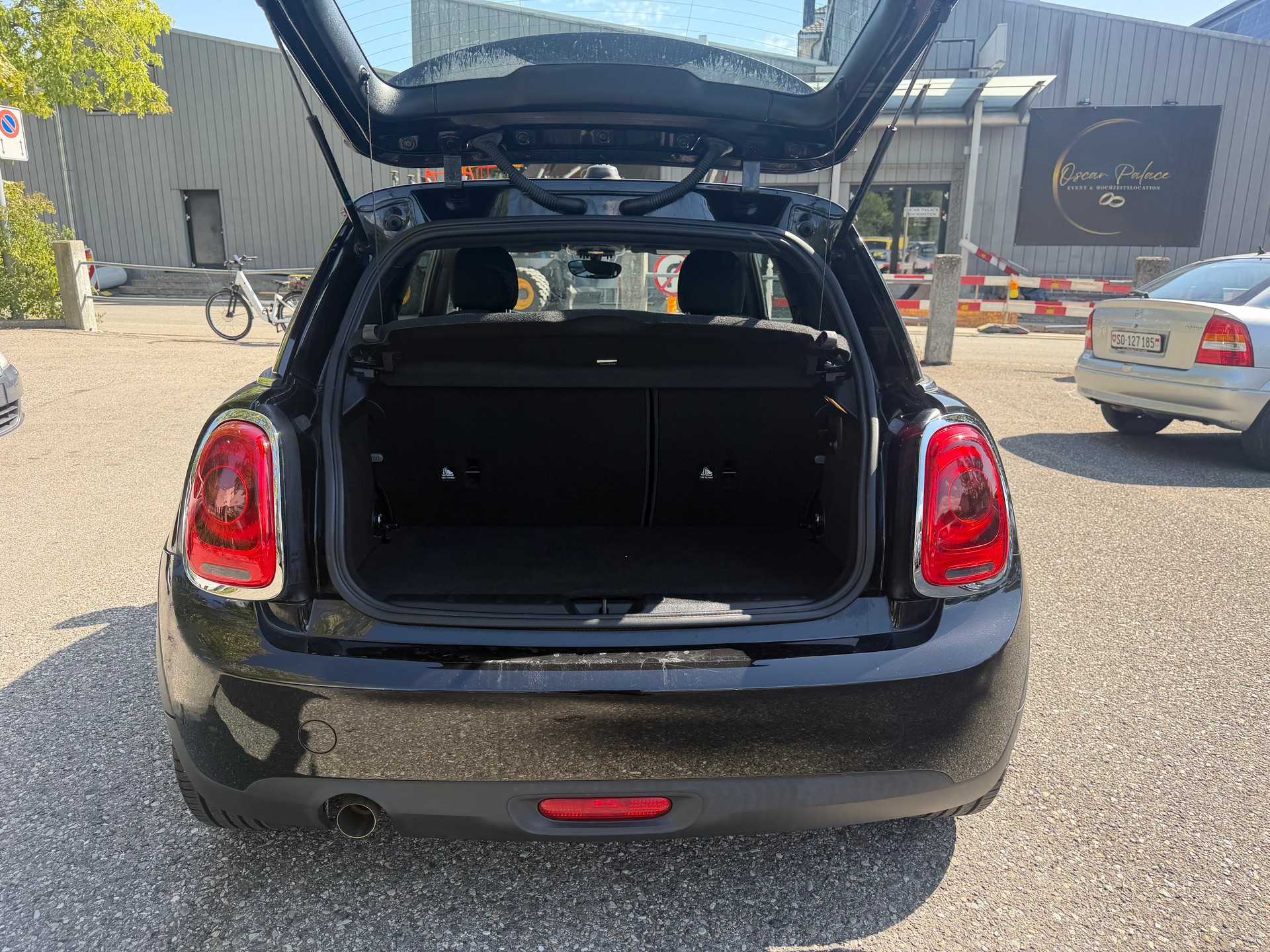 MINI One ** Klimaanlage ** Tempomat ** Sitzheizung V ** Ab MFK 18.08.2025 **-image-13