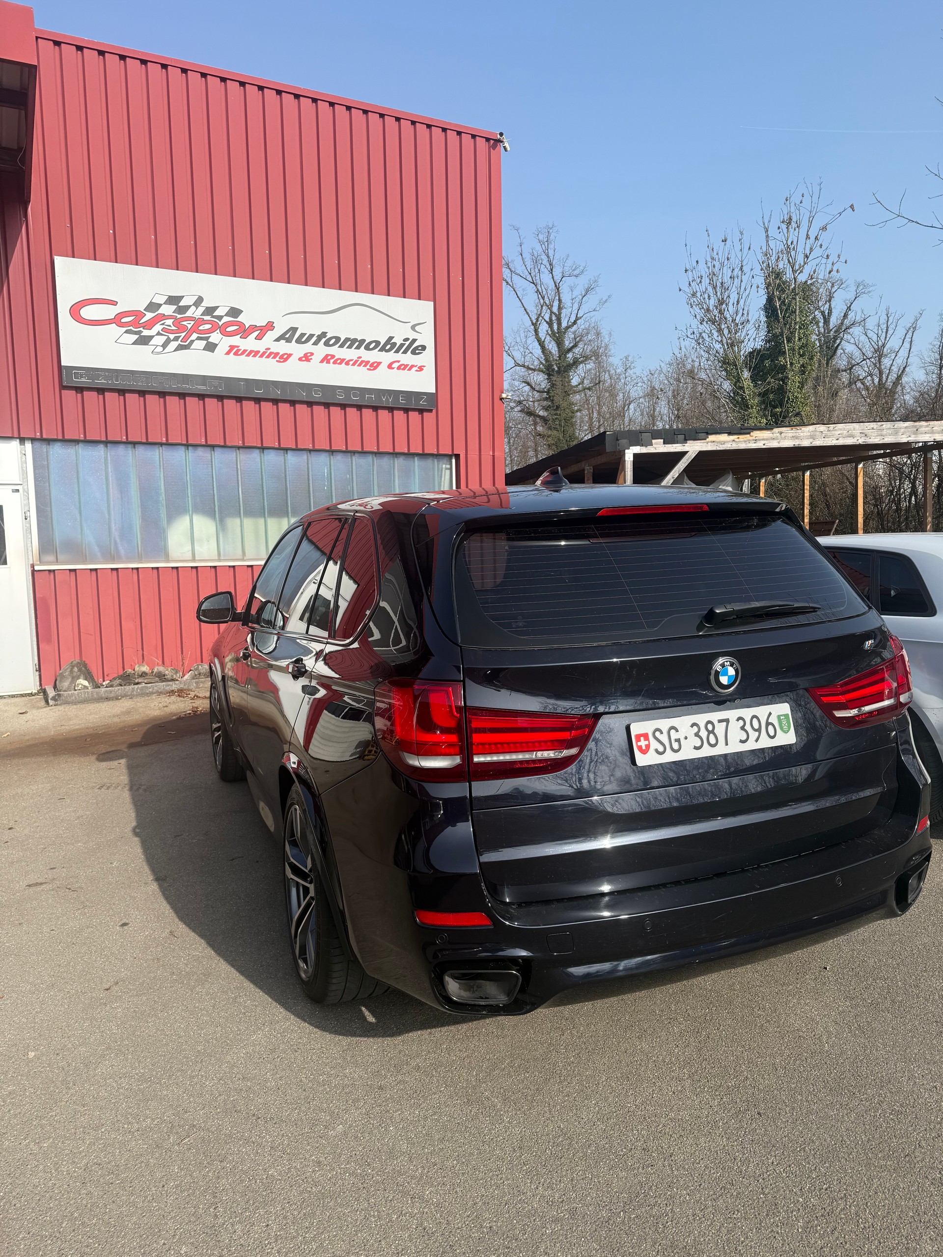 BMW M50d-image-1