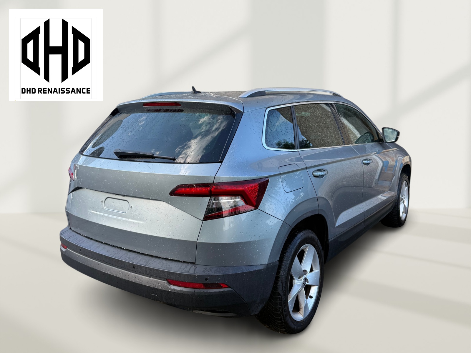SKODA Karoq 2.0 TDI Drive 4x4 DSG *MIT AHK*-image-7