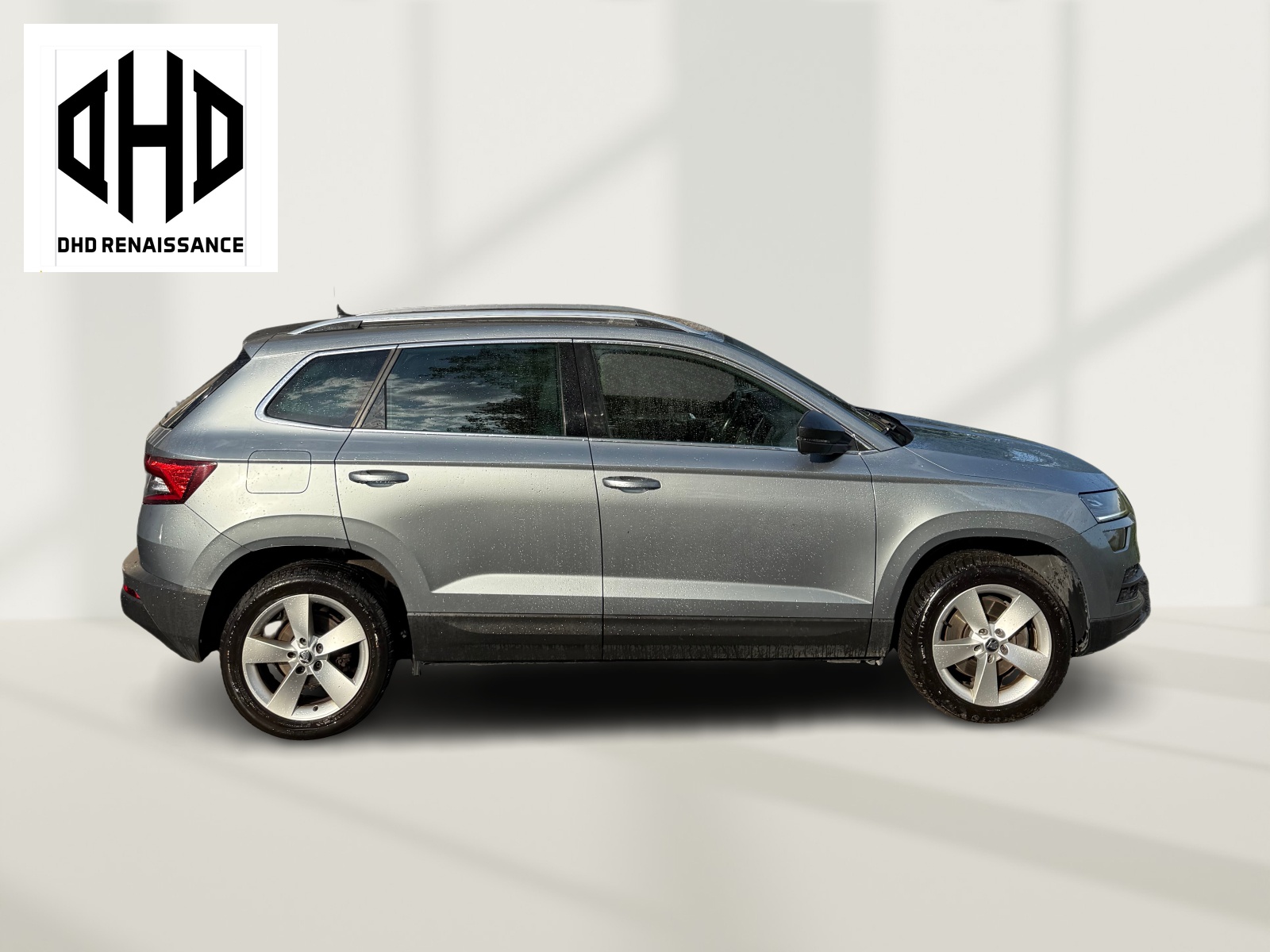 SKODA Karoq 2.0 TDI Drive 4x4 DSG *MIT AHK*-image-3