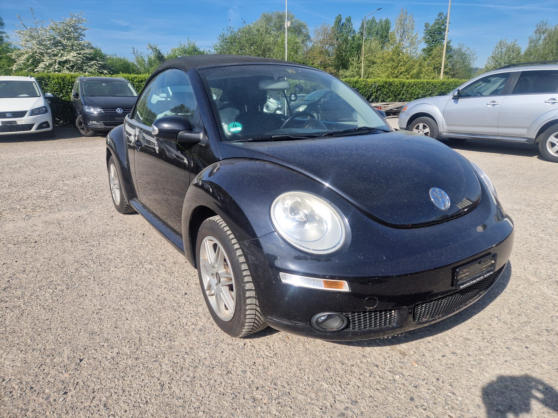VW Beetle Cabrio 2.0-image-0