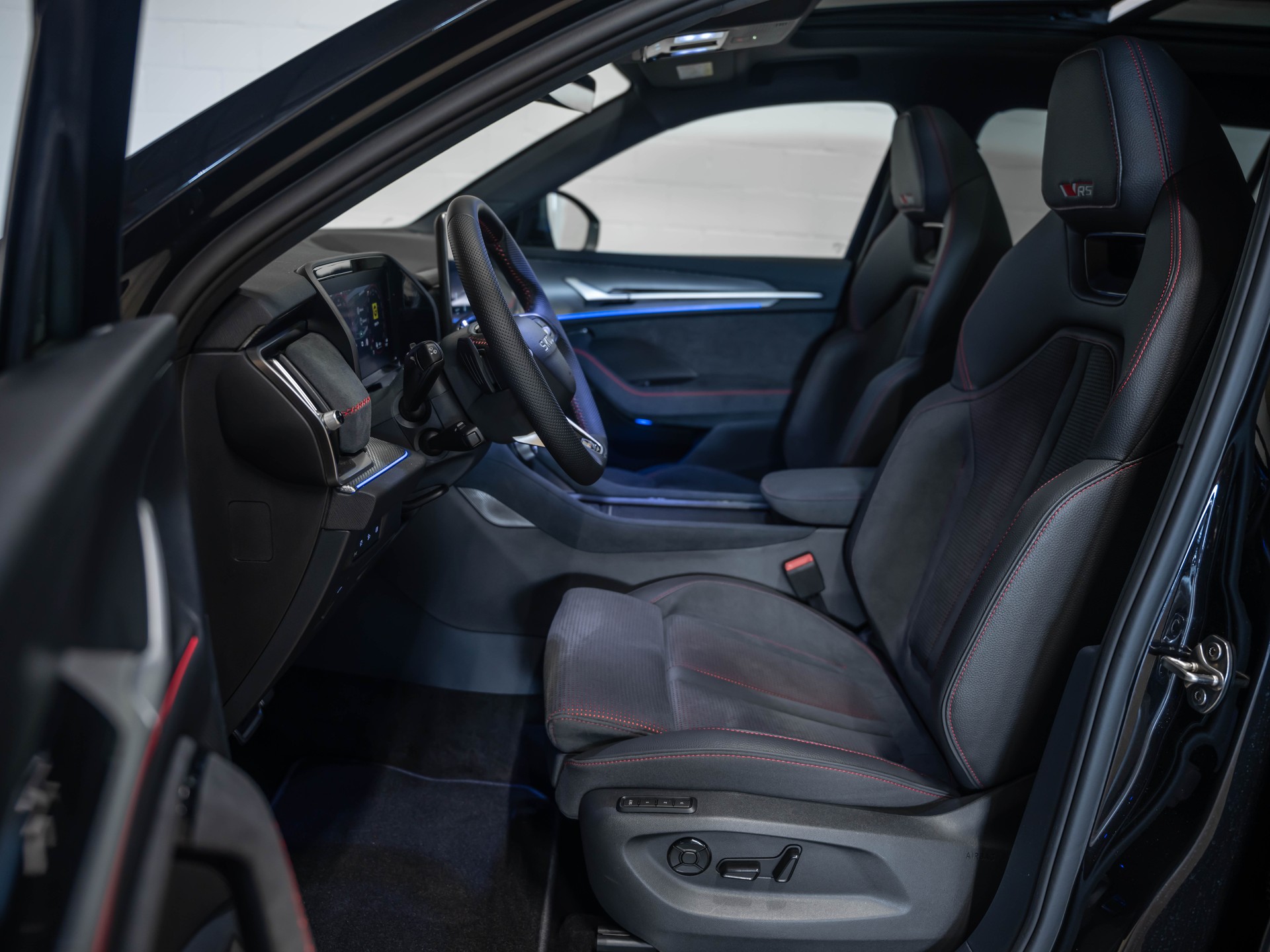SKODA Kodiaq 2.0 TSI RS 4x4-image-8