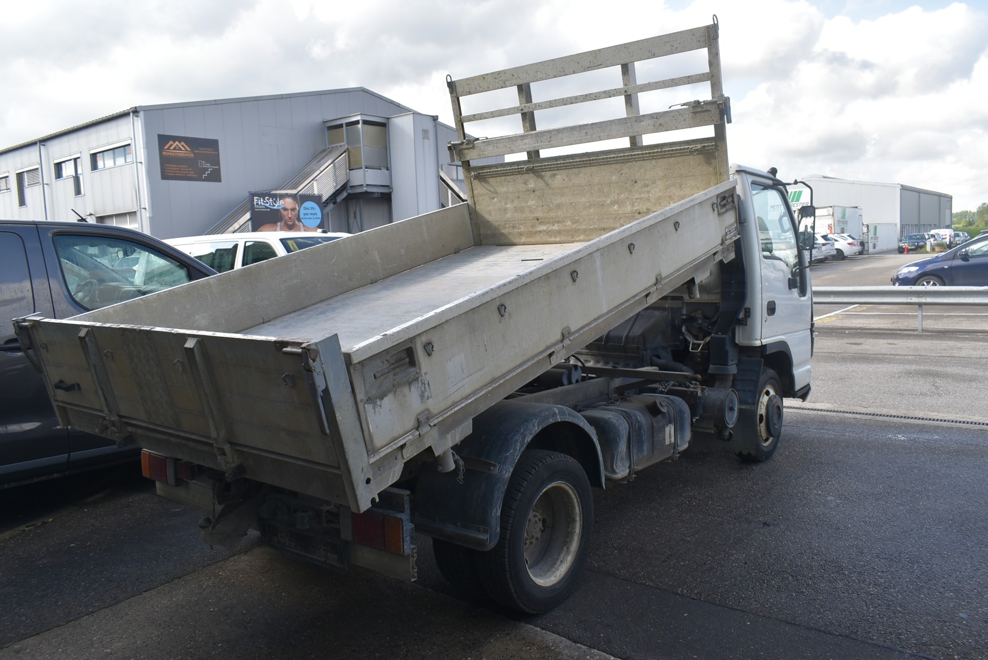 ISUZU NPR 77 - P 35.04 G-image-4