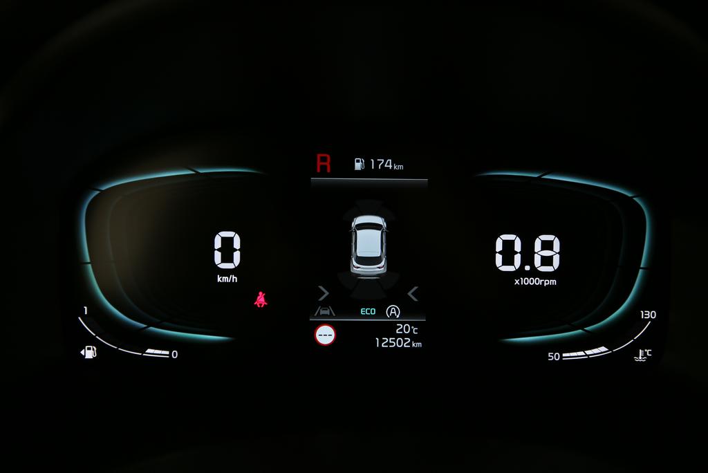KIA Stonic 1.0 T-GDi MHEV GT-Line-image-14