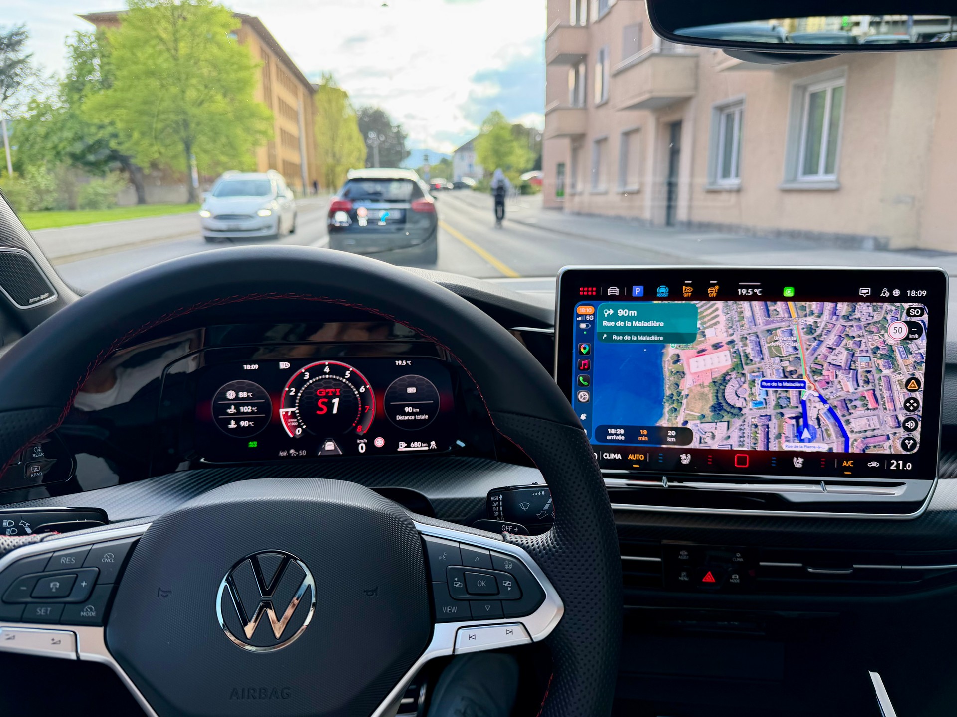 VW 2.0 TSI GTI Clubsport DSG-image-9