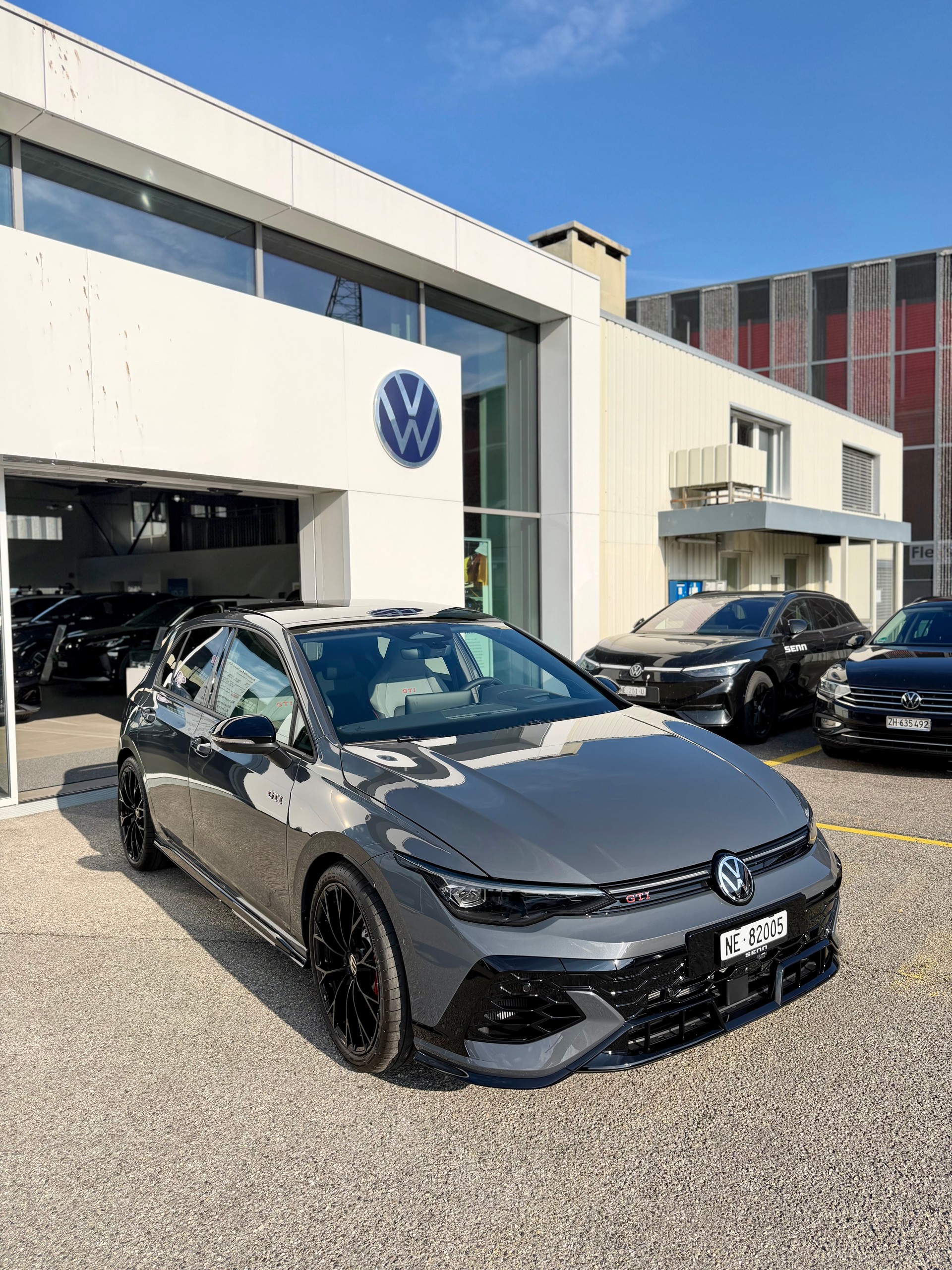 VW 2.0 TSI GTI Clubsport DSG-image-4