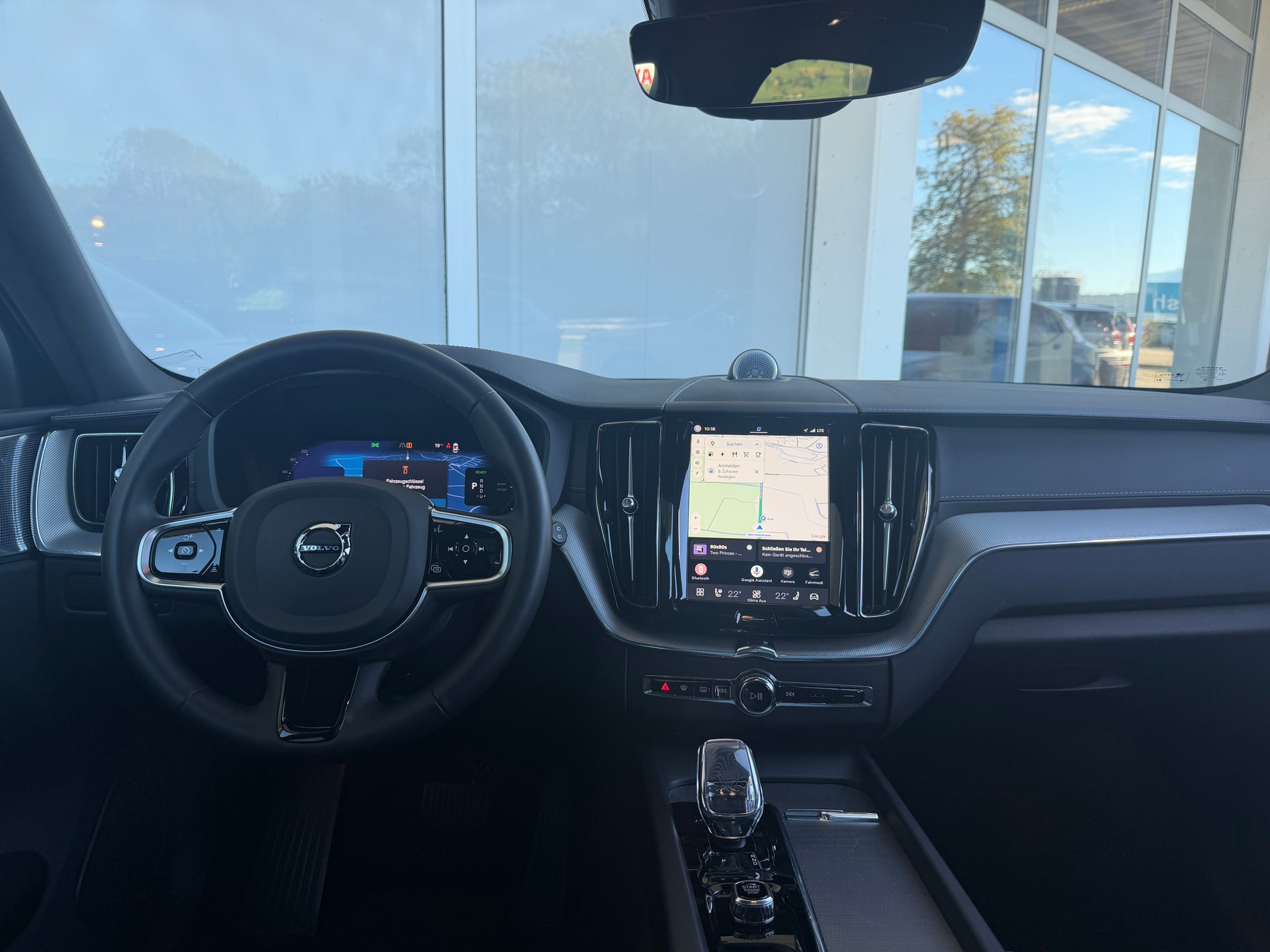 VOLVO XC60 T8 eAWD Ultimate Dark Geartronic-image-7