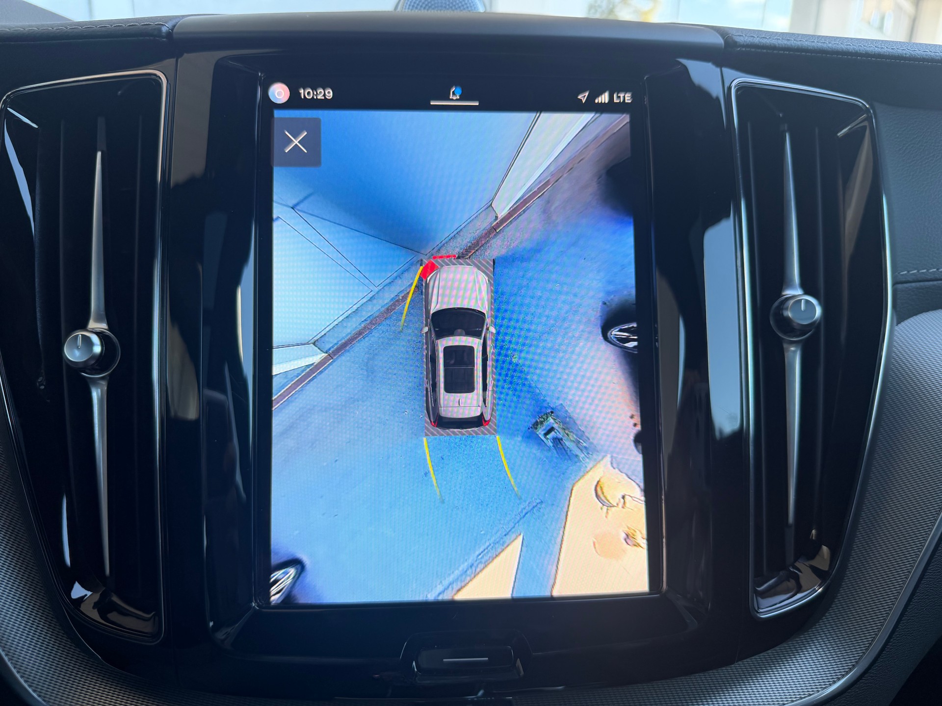 VOLVO XC60 T8 eAWD Ultimate Dark Geartronic-image-19