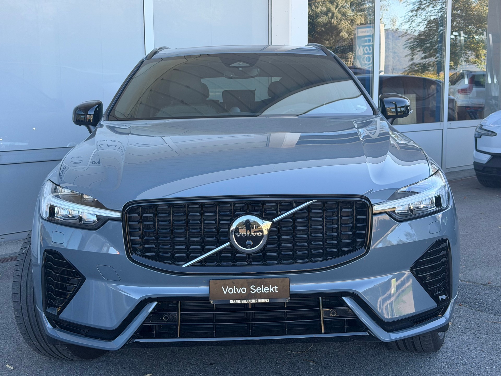 VOLVO XC60 T8 eAWD Ultimate Dark Geartronic-image-24