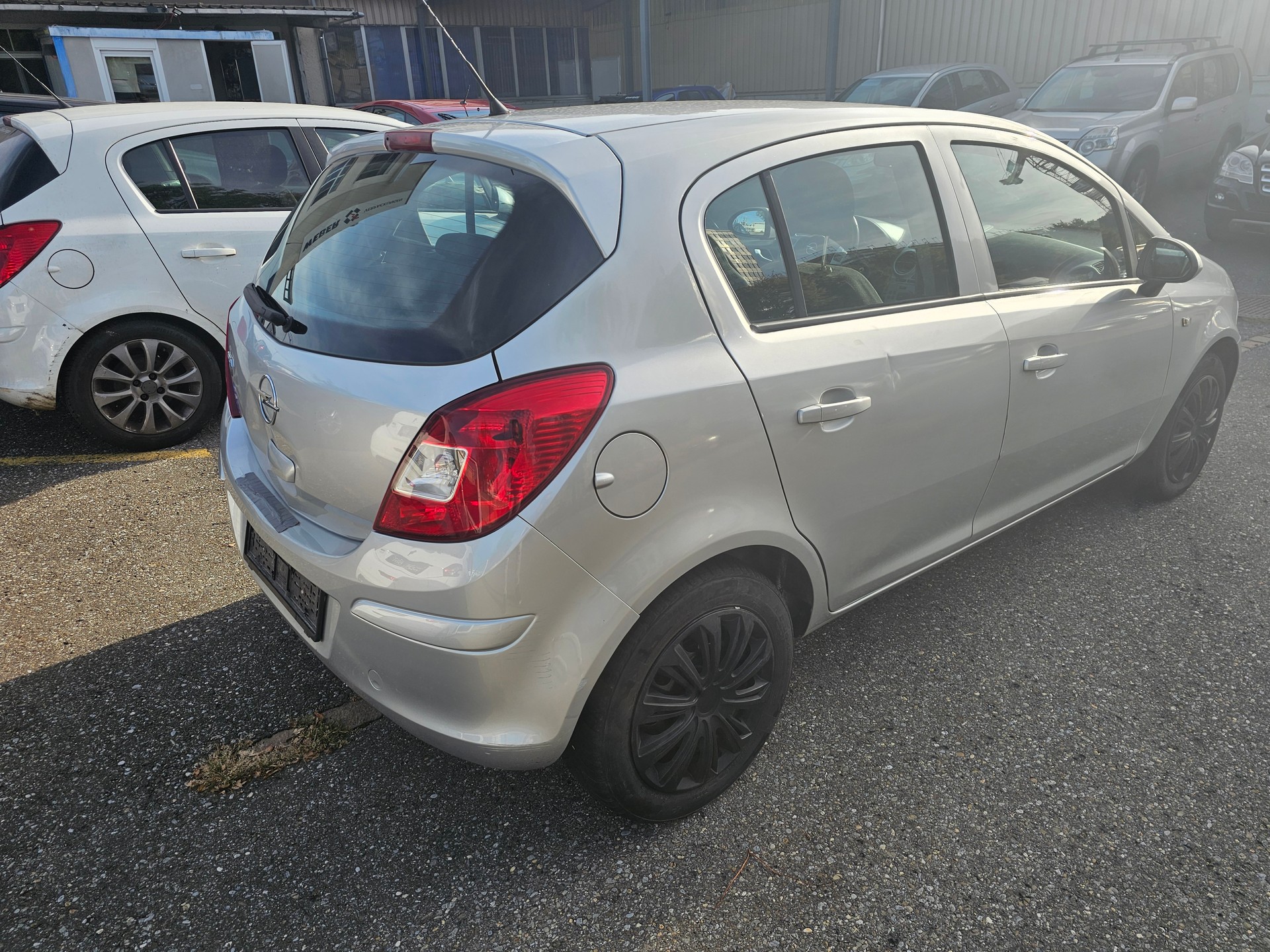 OPEL Corsa 1.4 TP Color Edition Automatic-image-3