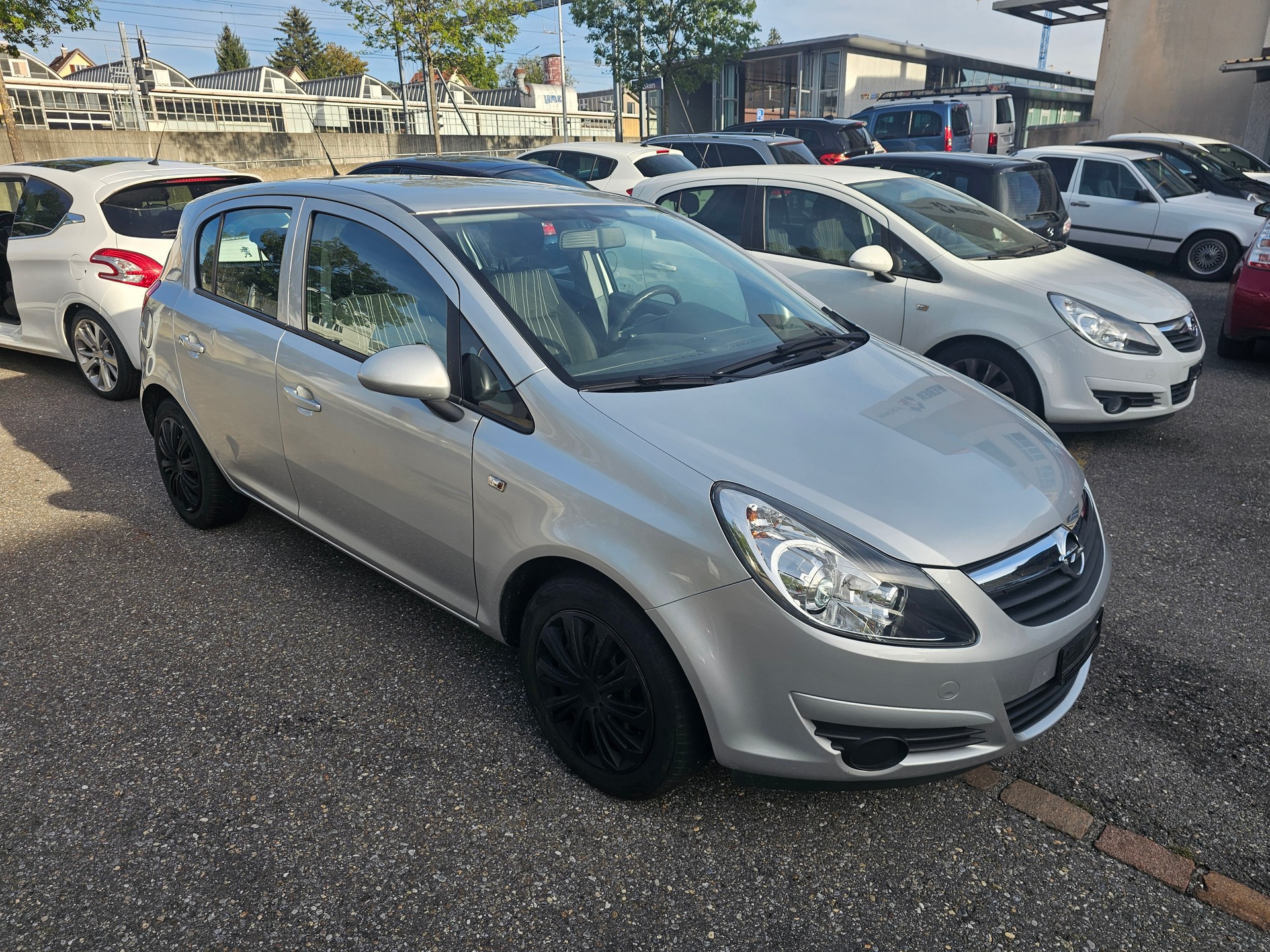 OPEL Corsa 1.4 TP Color Edition Automatic-image-2