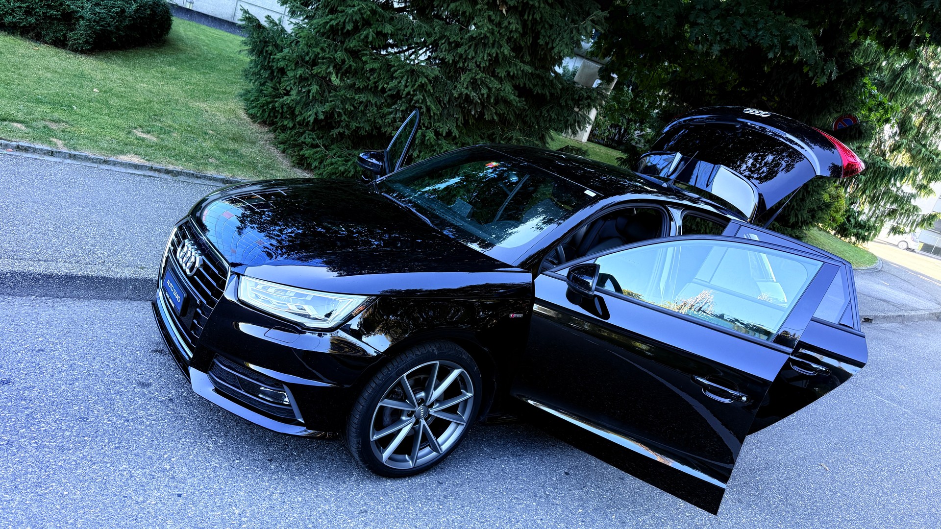 AUDI A1 Sportback 1.4 TFSI Sport S-tronic-image-13