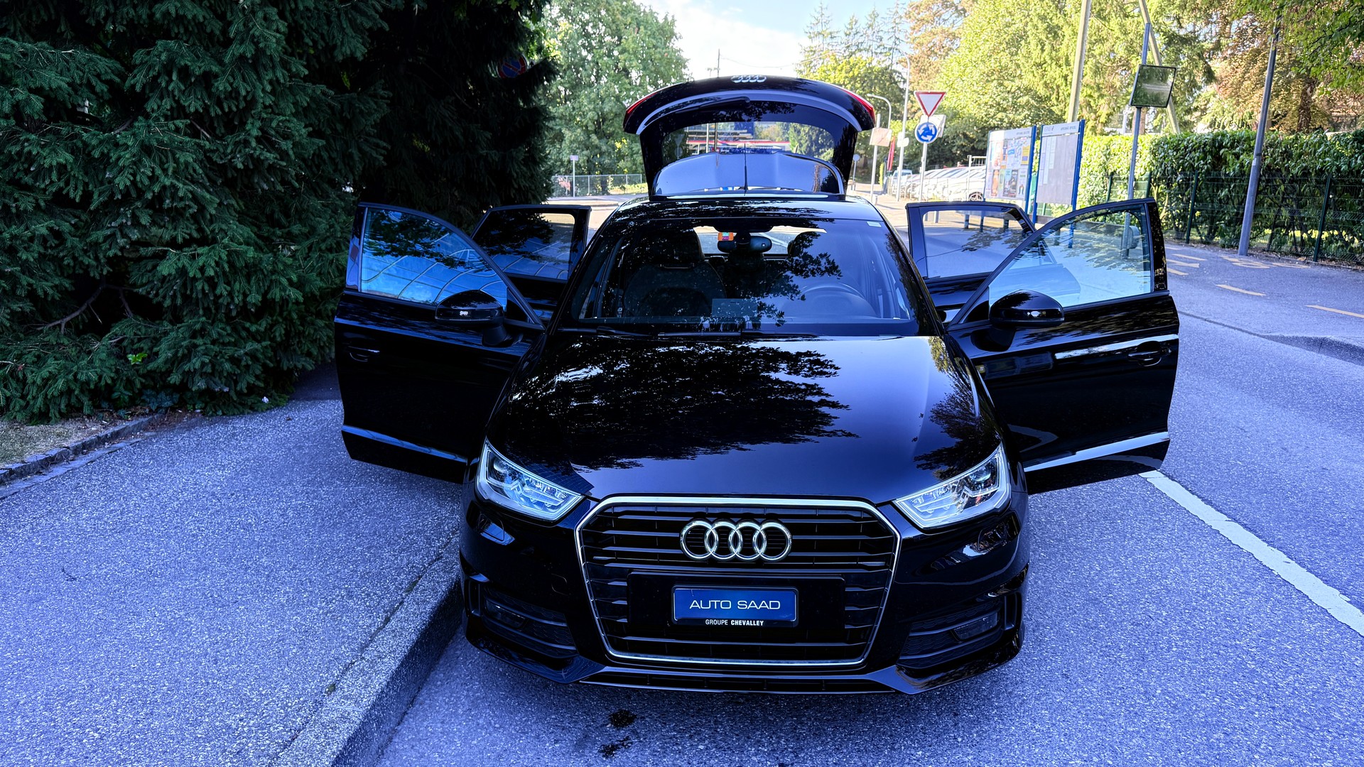 AUDI A1 Sportback 1.4 TFSI Sport S-tronic-image-11